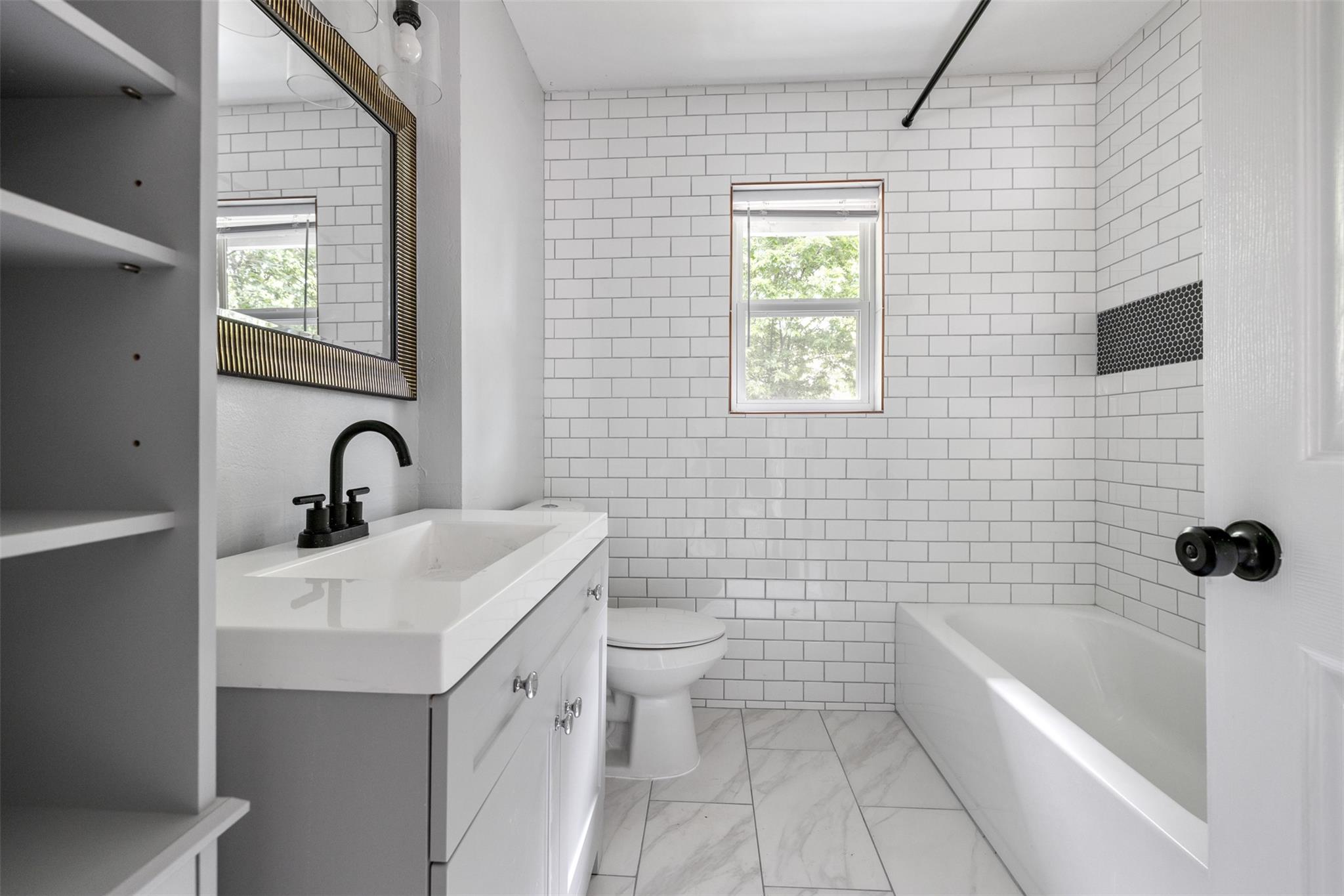 106 Oertli Ln #a & B Property Photo 19