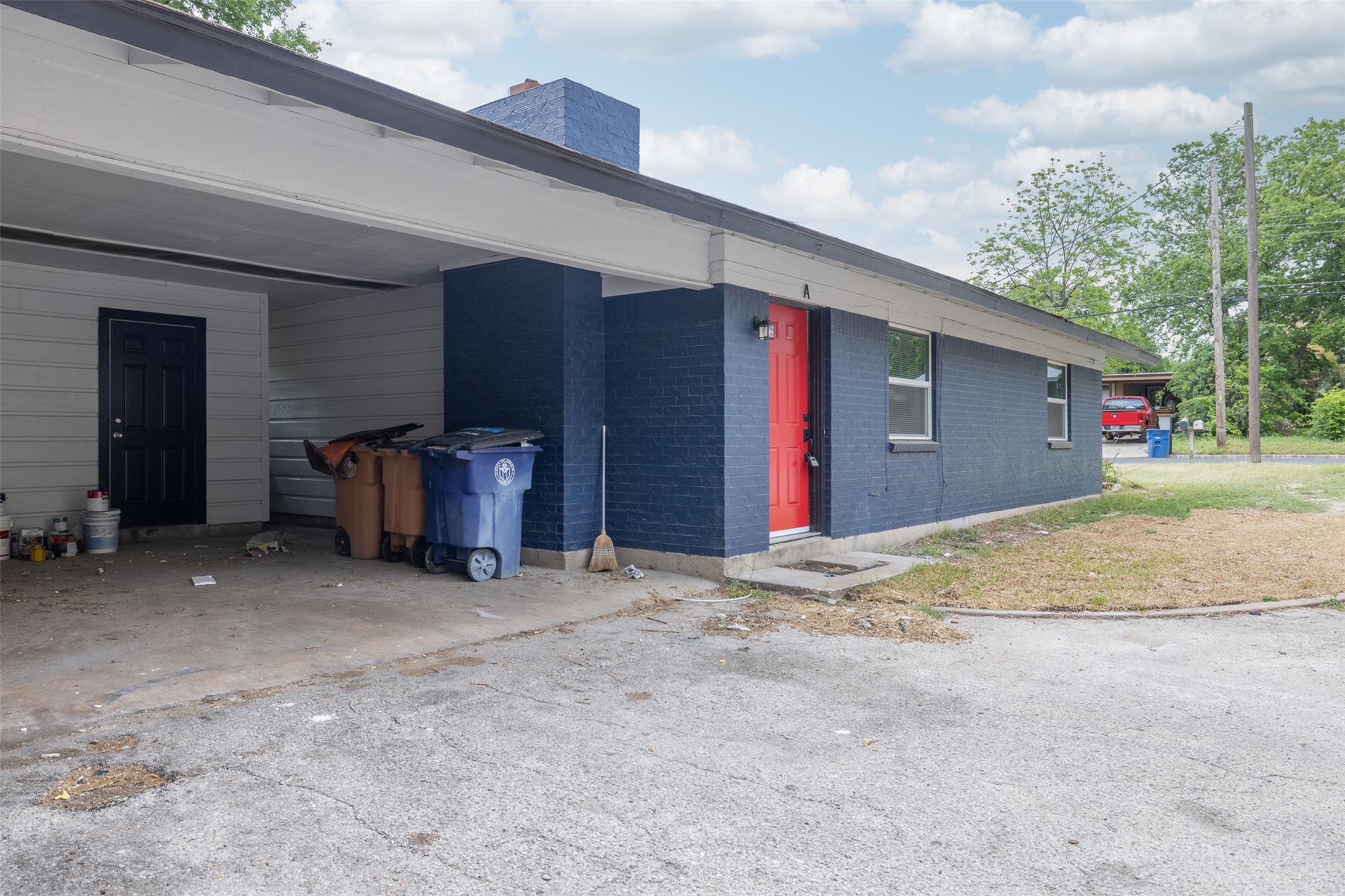 106 Oertli Ln #a & B Property Photo 24