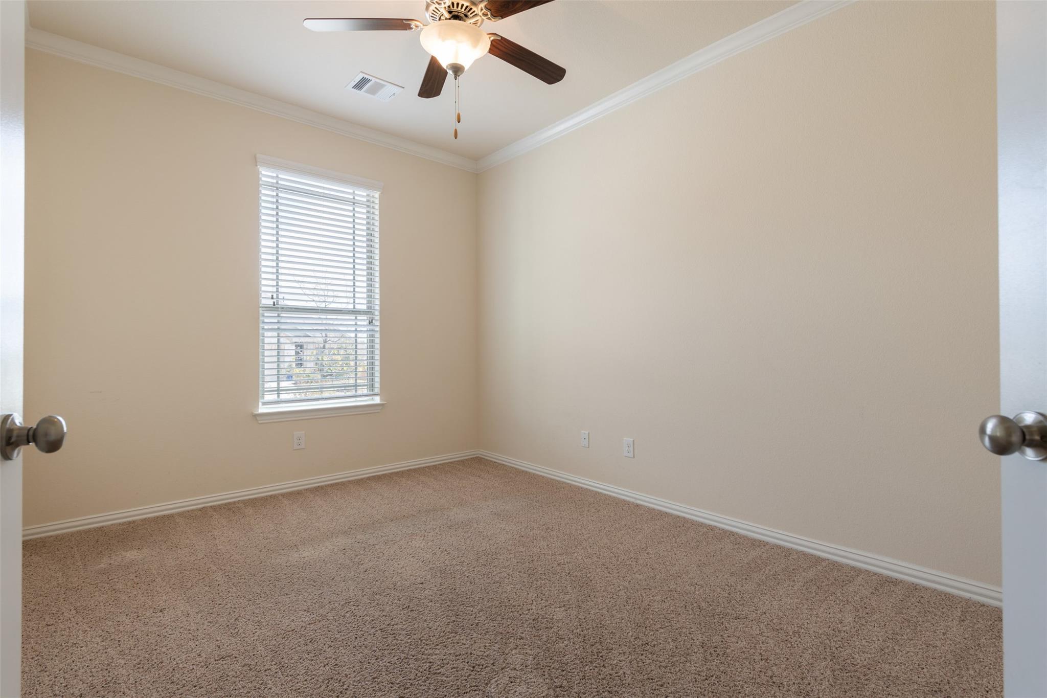 18304 Blush Rose Rd Property Photo 3
