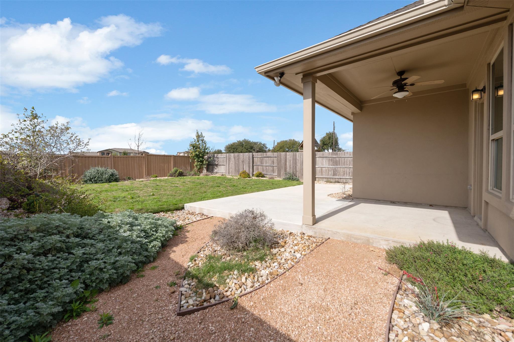 18304 Blush Rose Rd Property Photo 15