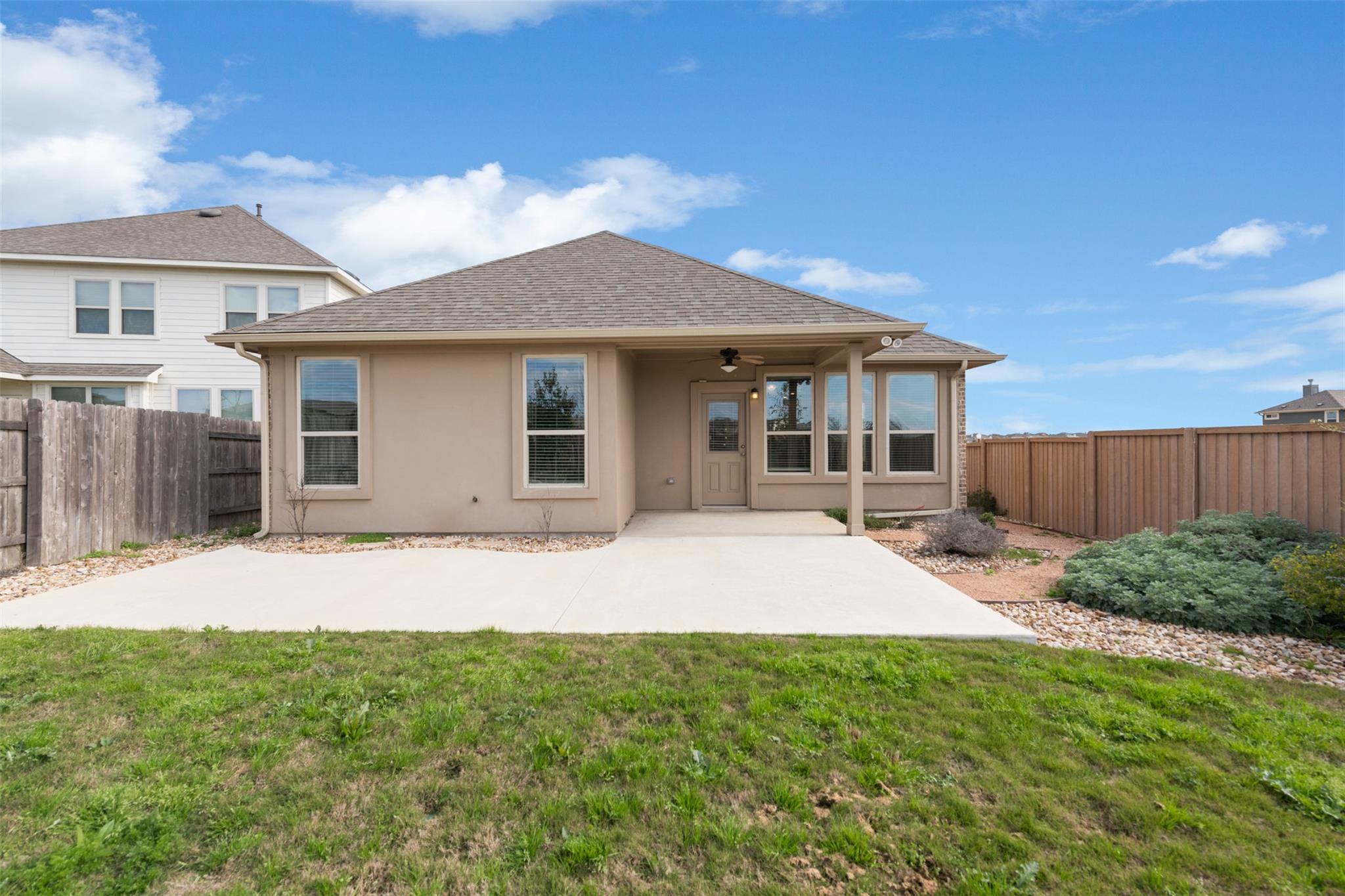 18304 Blush Rose Rd Property Photo 16