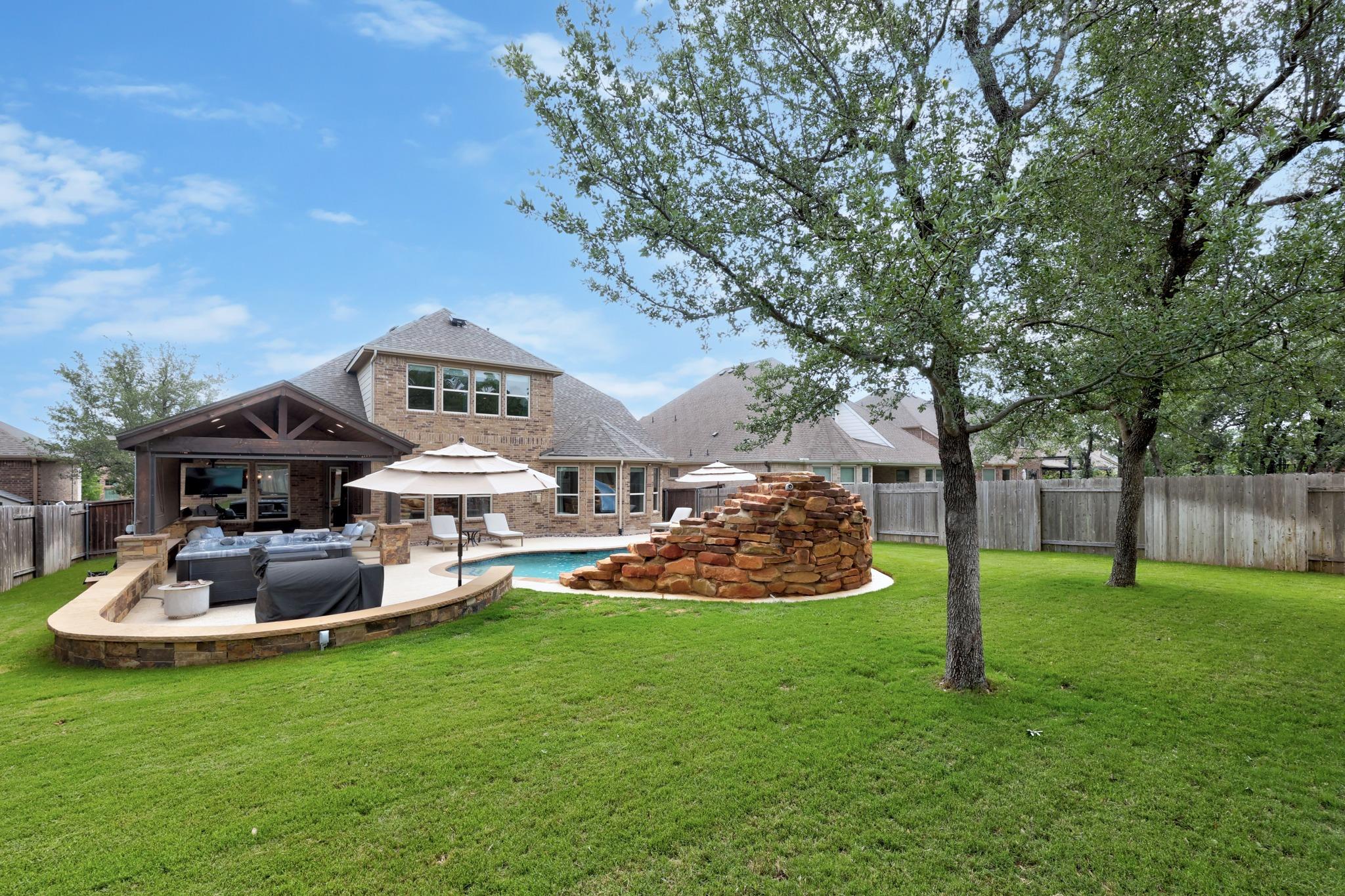1549 Humble Live Dr Property Photo 1
