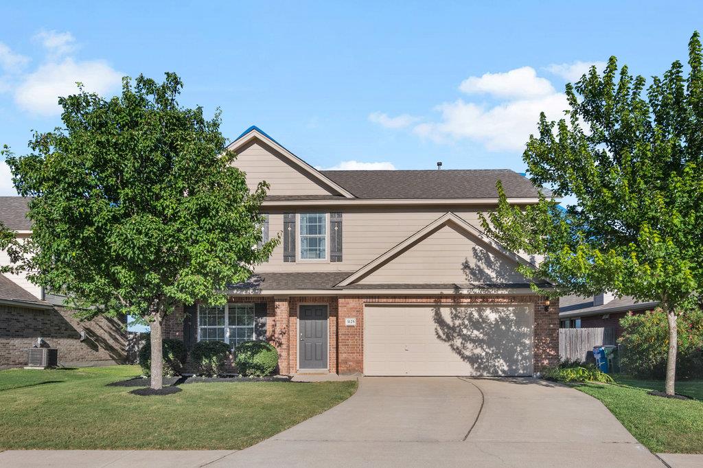 3125 Winding Shore Ln Property Photo 2