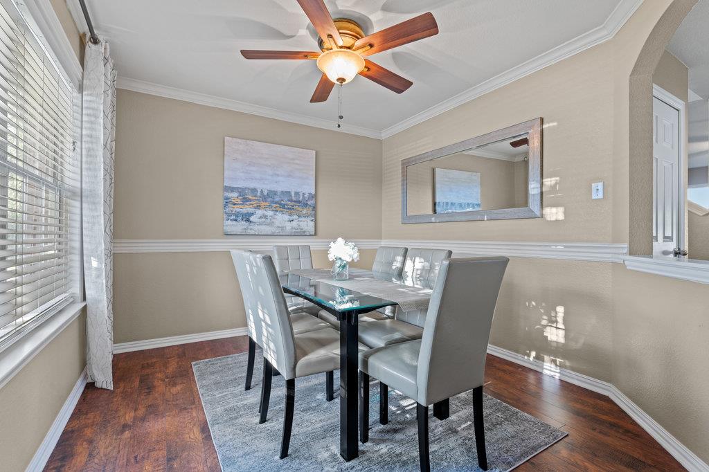 3125 Winding Shore Ln Property Photo 6