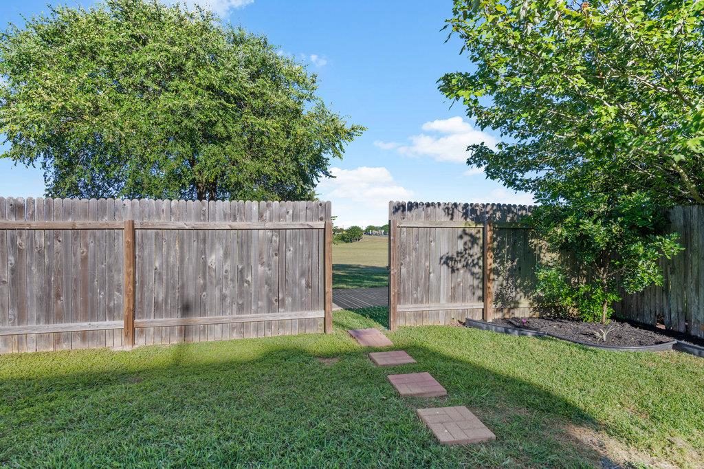 3125 Winding Shore Ln Property Photo 29