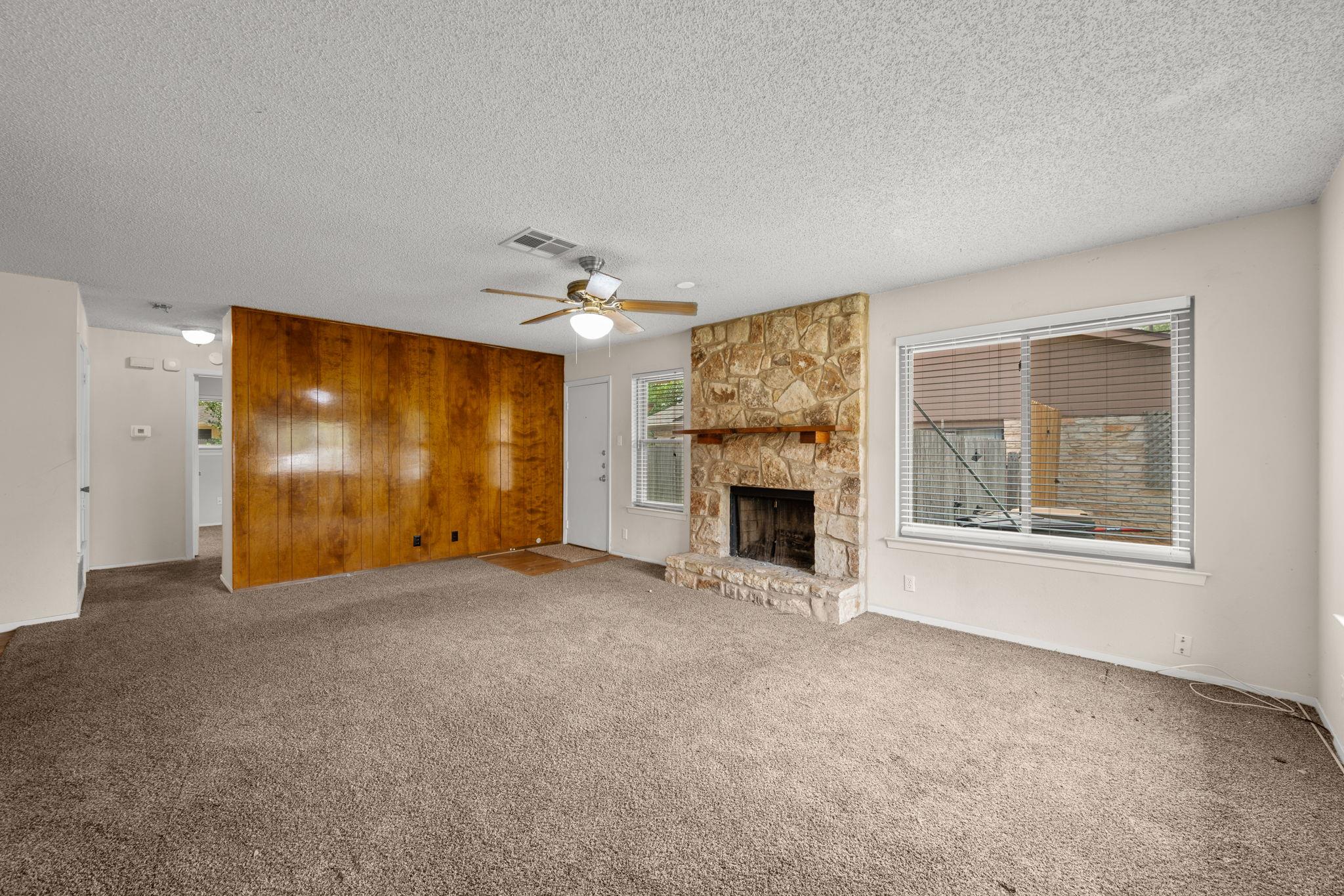 101 Norwood Dr #b Property Photo 3