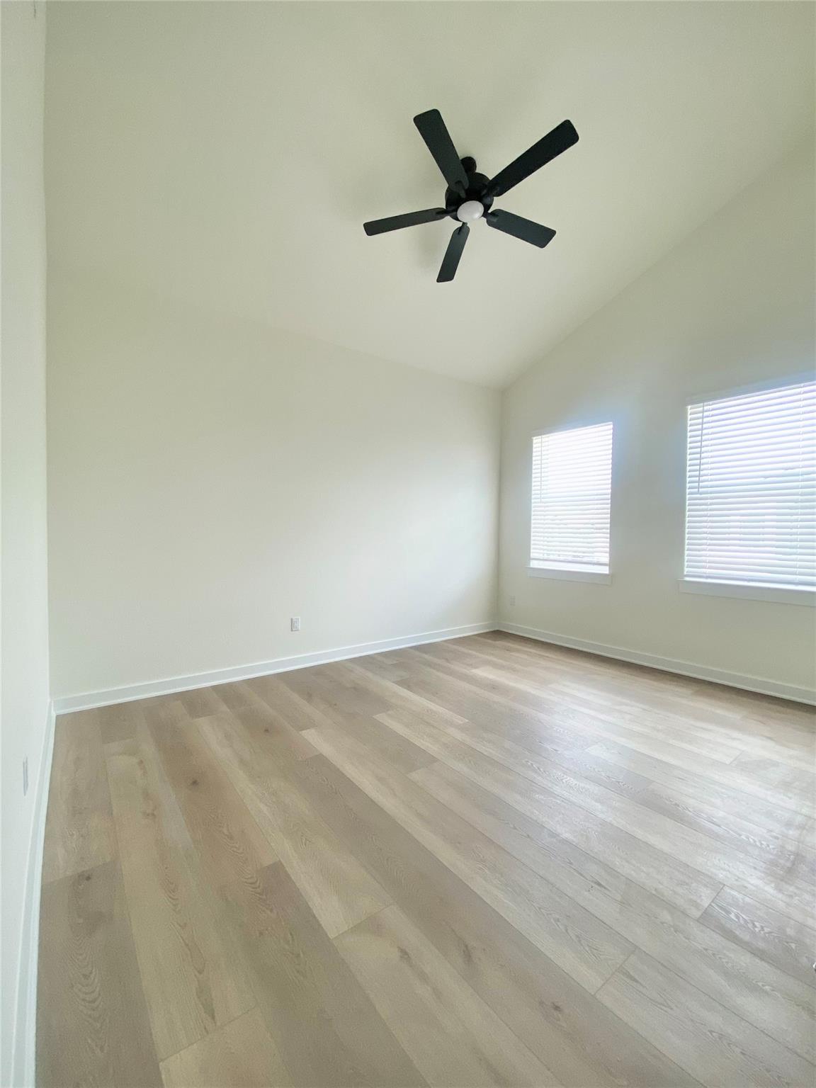 700 Horseshoe Dr #101 Property Photo 8