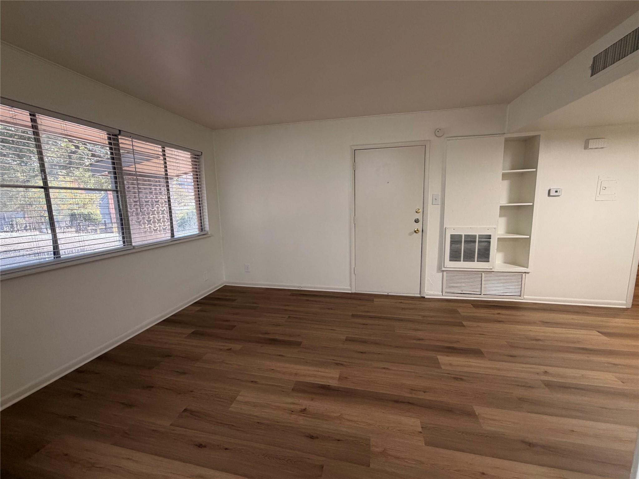 3304 Red River St #208 Property Photo 4