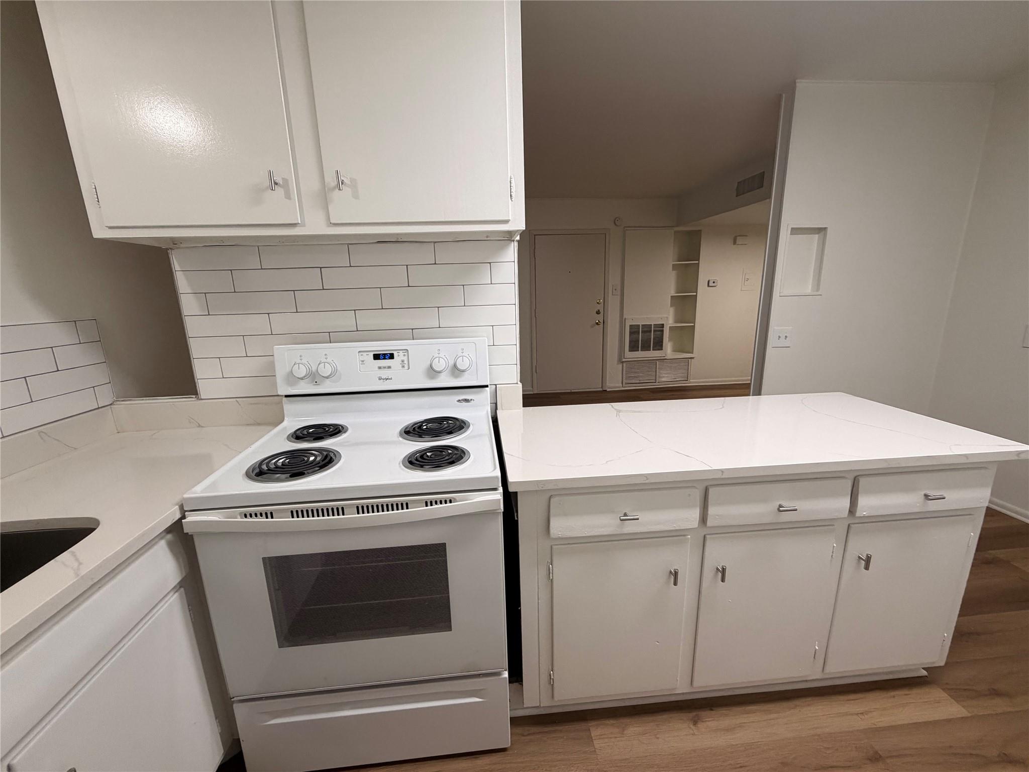 3304 Red River St #208 Property Photo 7