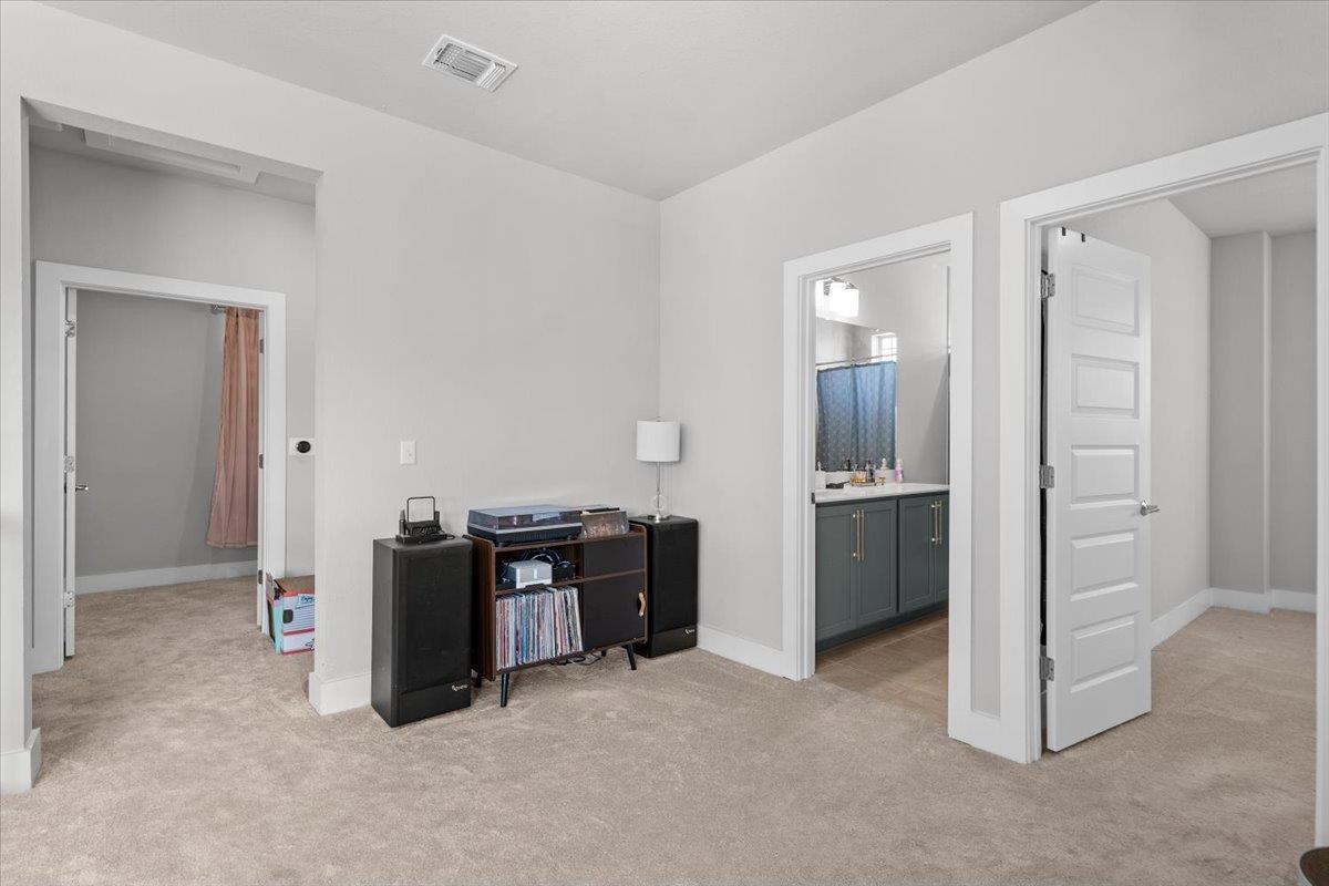 9511 Hamadryas Dr Property Photo 14