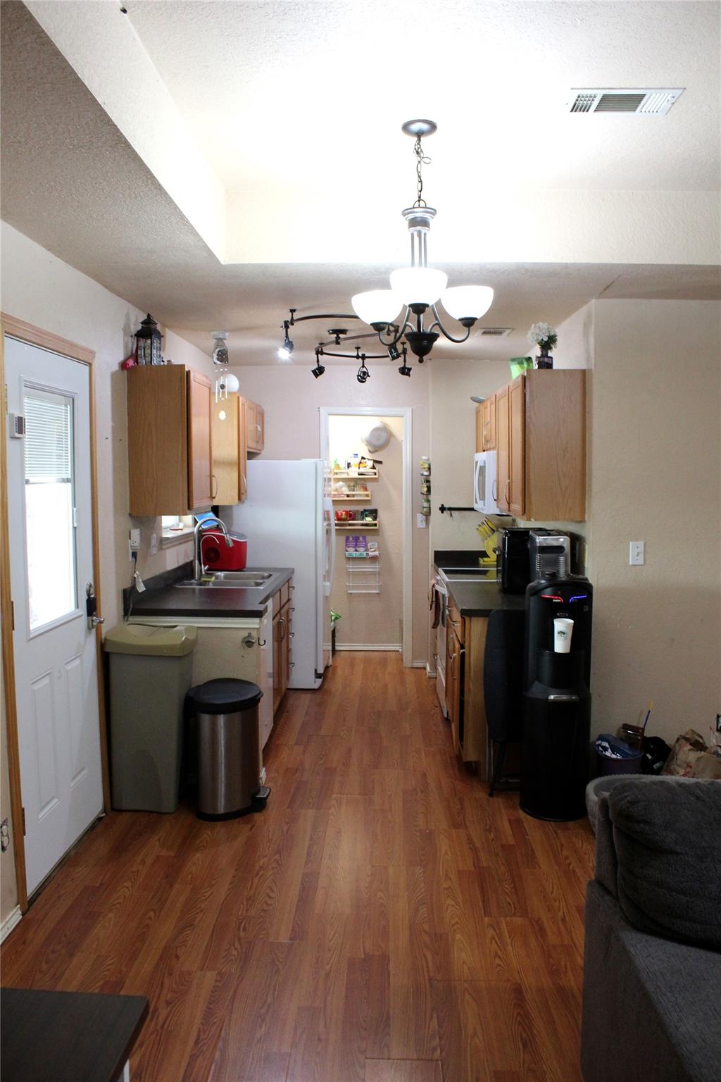 1153 Overlook Way Property Photo 7