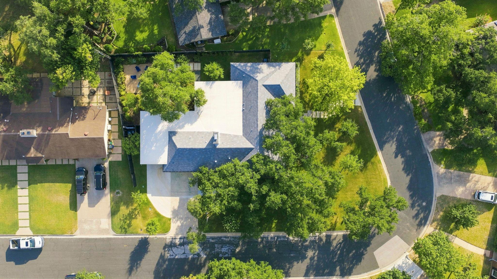5823 Trailridge Dr Property Photo 13