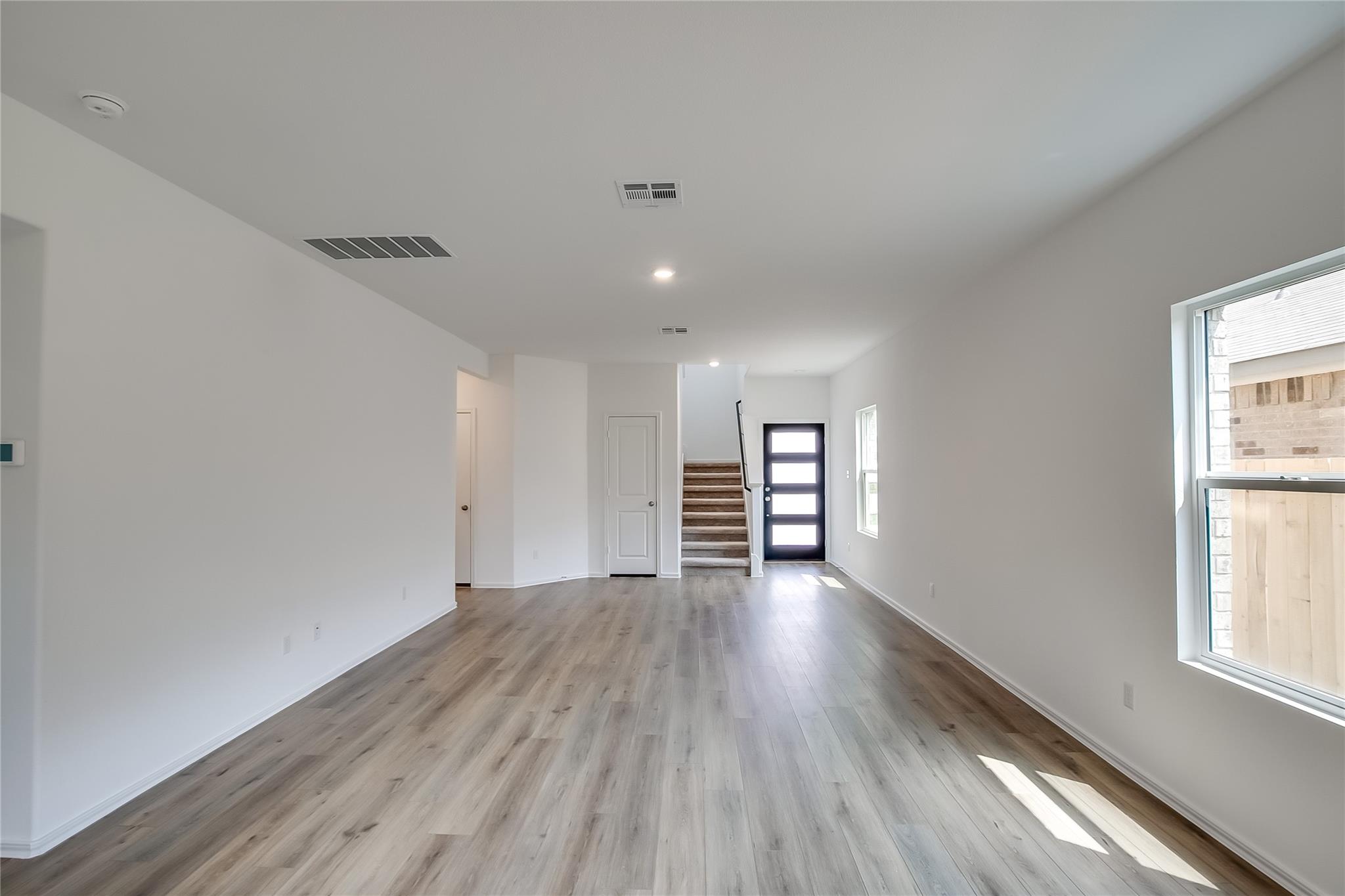 232 Canley Loop Property Photo 6