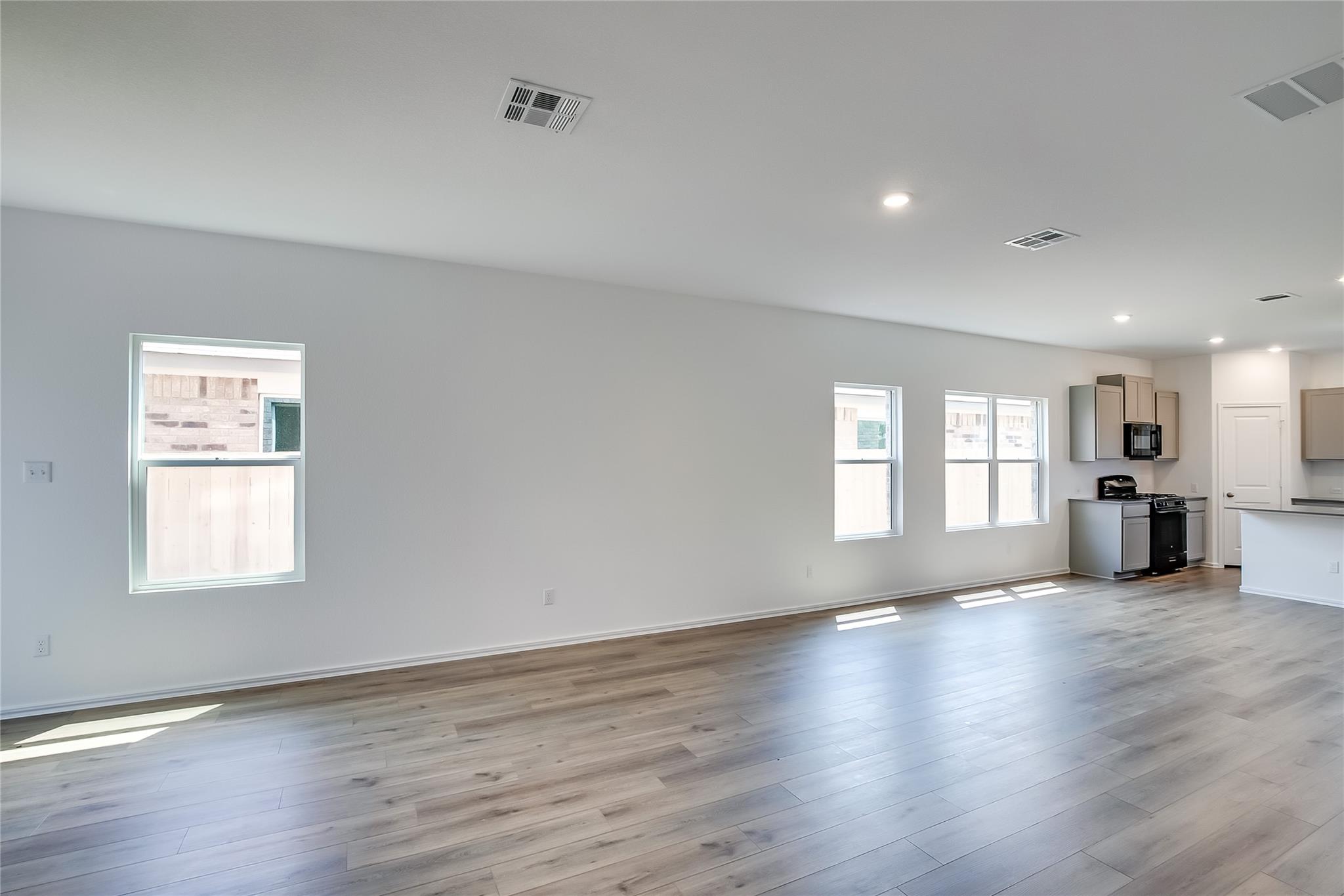 232 Canley Loop Property Photo 7