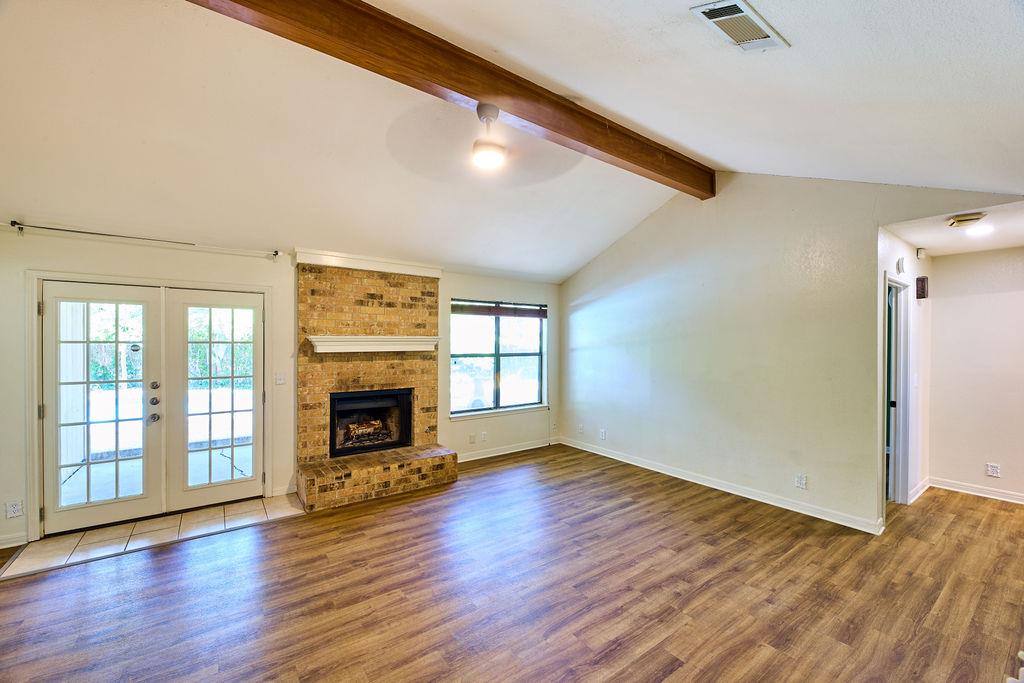 1105 Stratford Cv Property Photo 8
