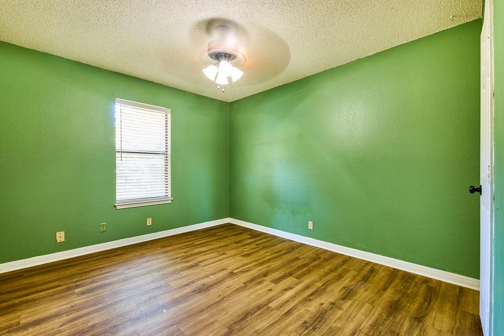 1105 Stratford Cv Property Photo 24
