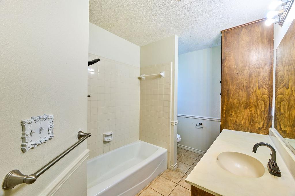 1105 Stratford Cv Property Photo 25