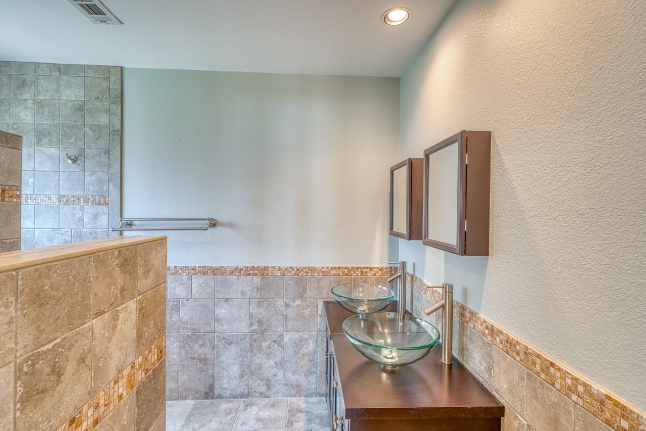 336 Carlson Cir Property Photo 19