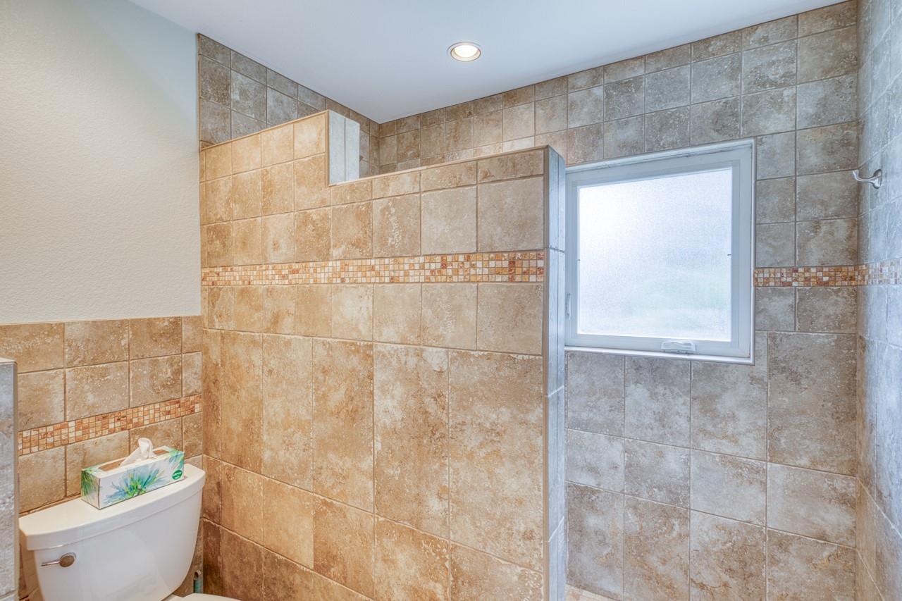 336 Carlson Cir Property Photo 20