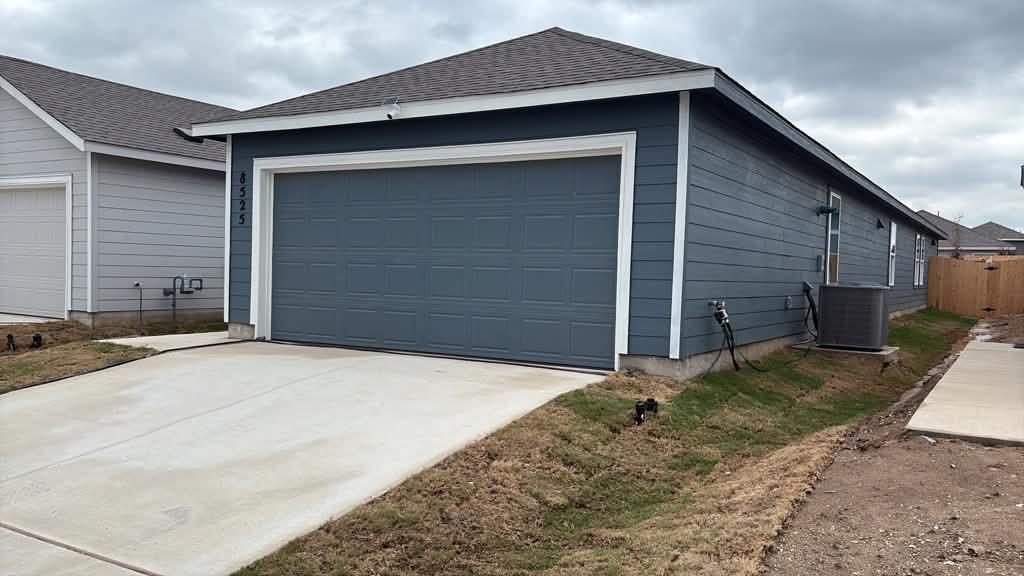 5920773 Property Photo 2