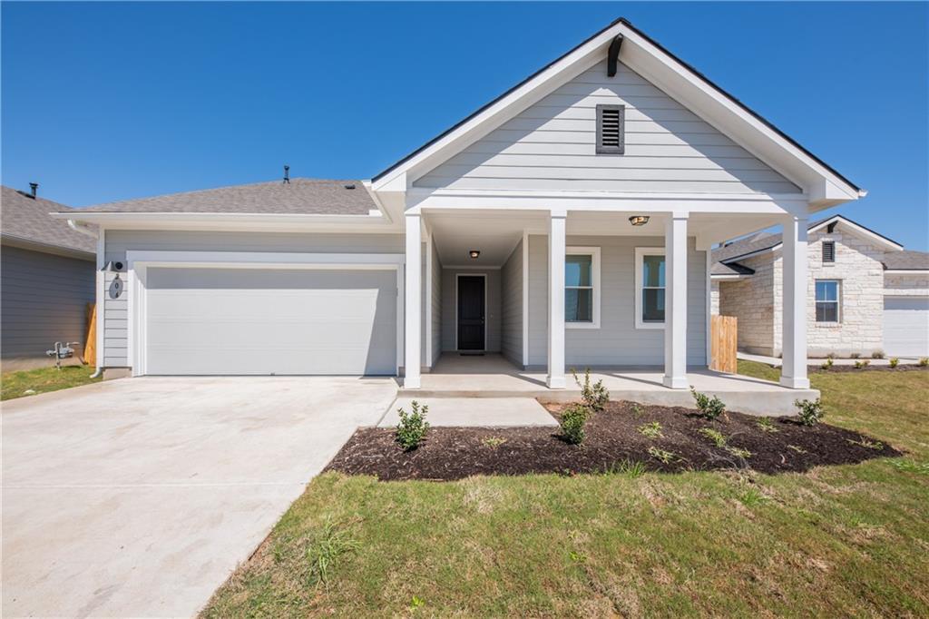204 Cold Spring Loop Property Photo 1