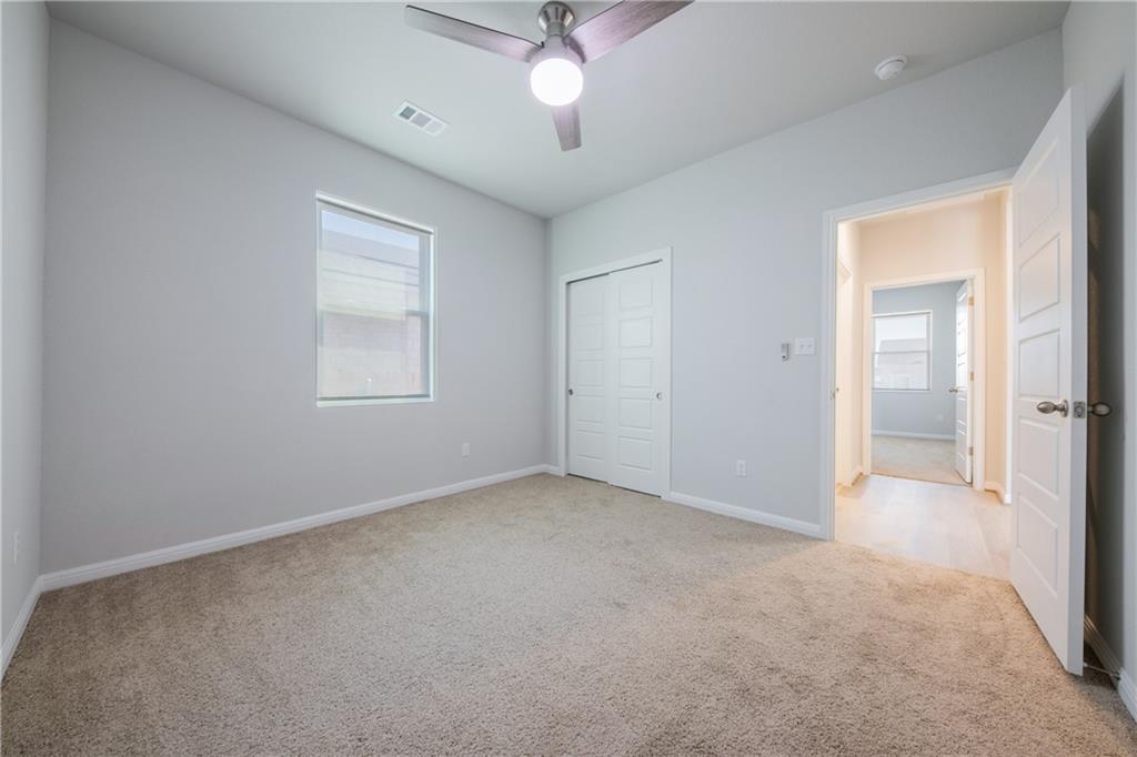 204 Cold Spring Loop Property Photo 13