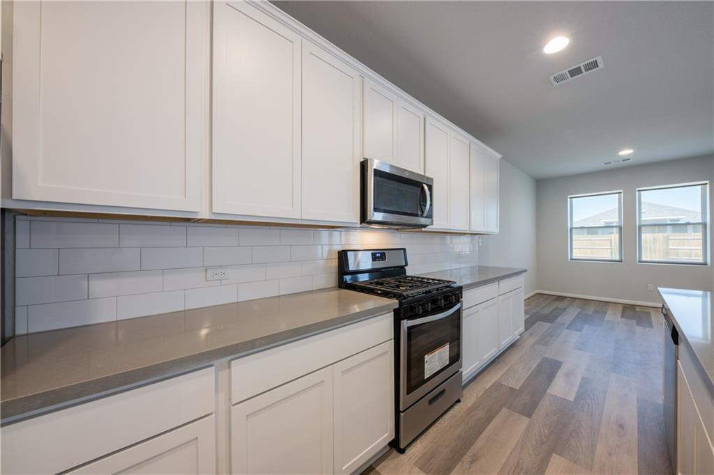 204 Cold Spring Loop Property Photo 22