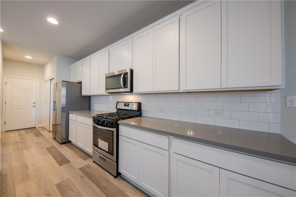204 Cold Spring Loop Property Photo 25