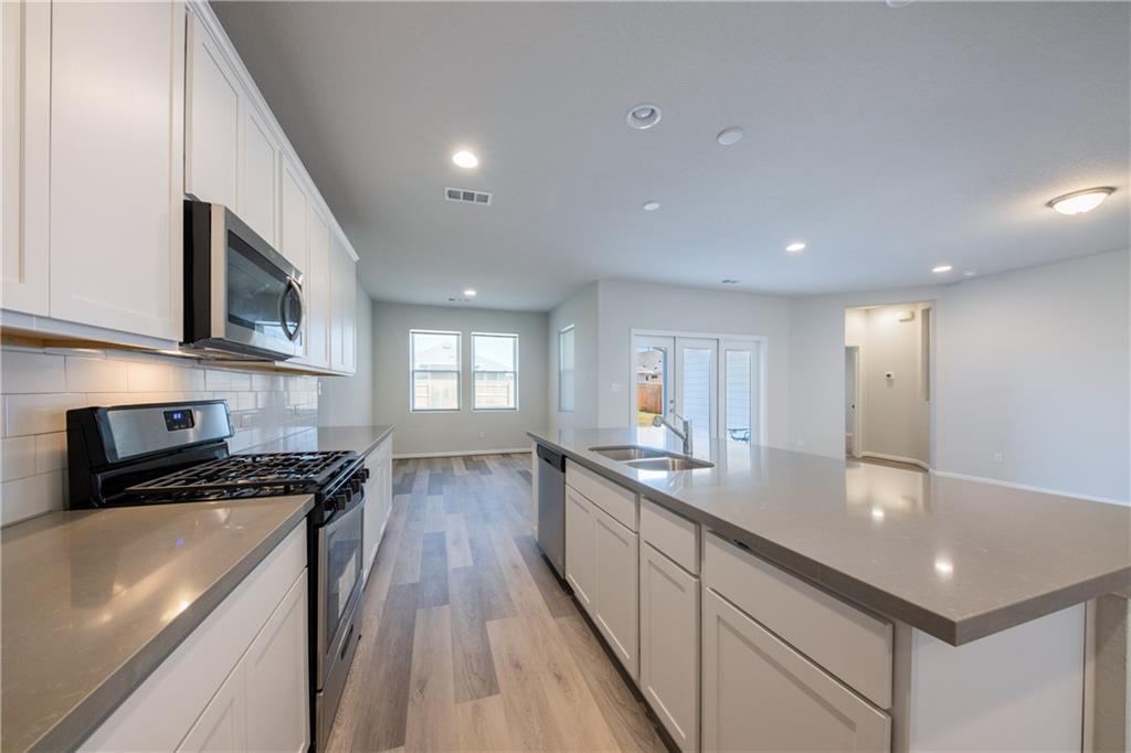 204 Cold Spring Loop Property Photo 26