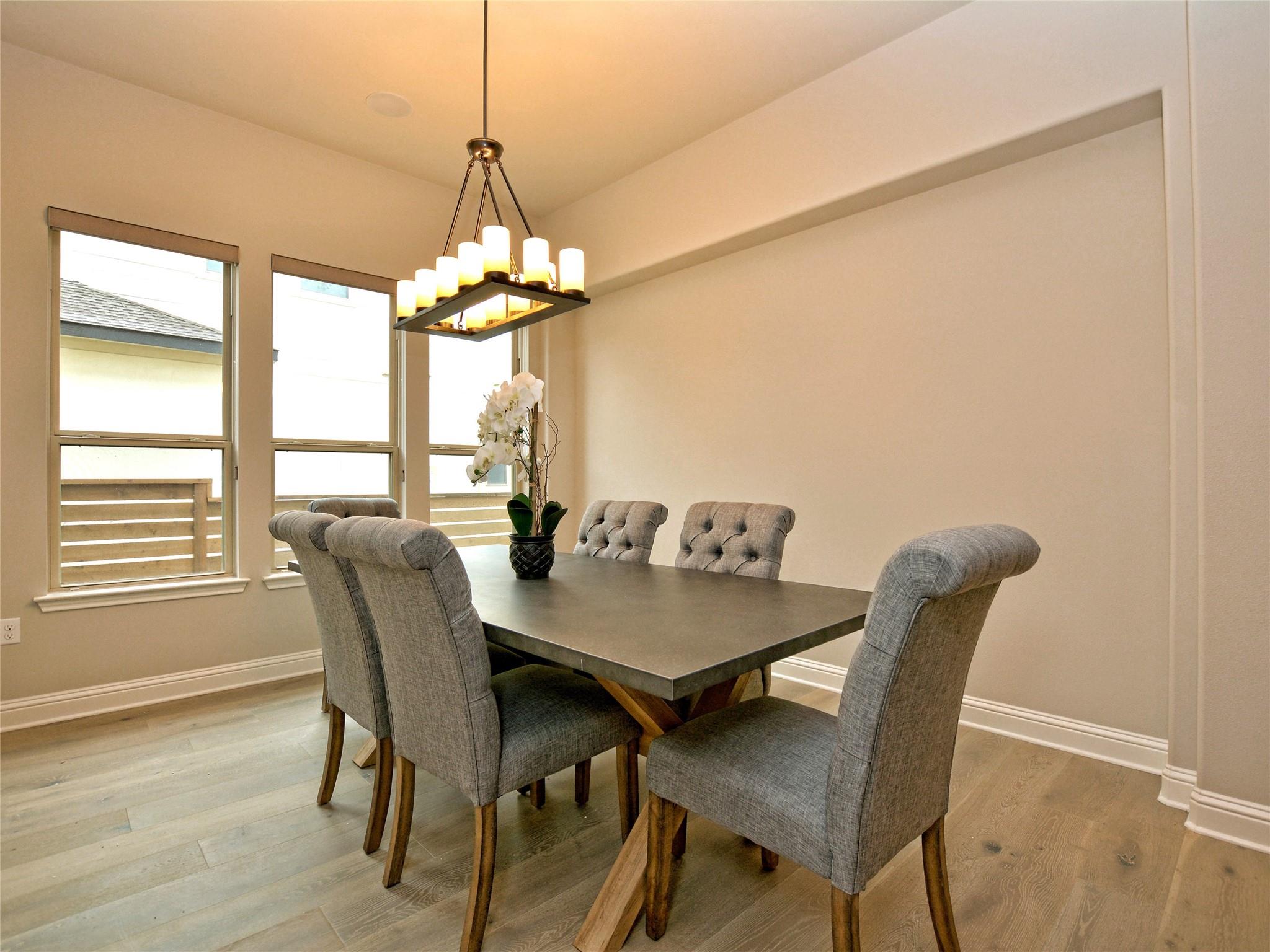 11000 Cut Plains Loop Property Photo 6