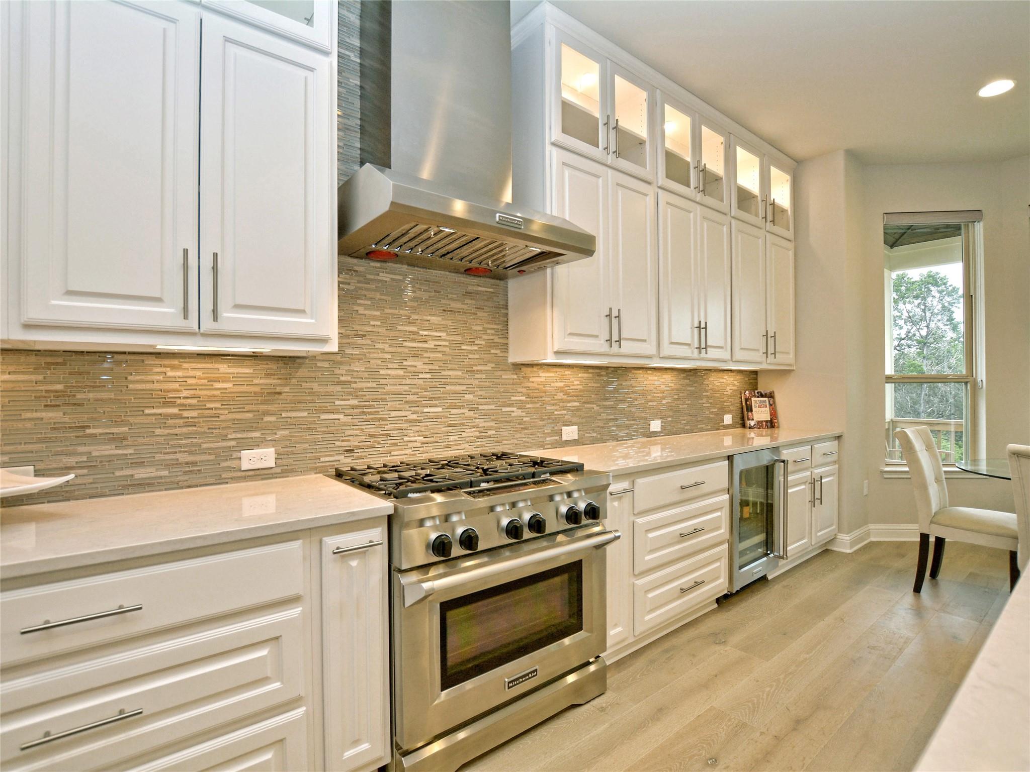 11000 Cut Plains Loop Property Photo 8