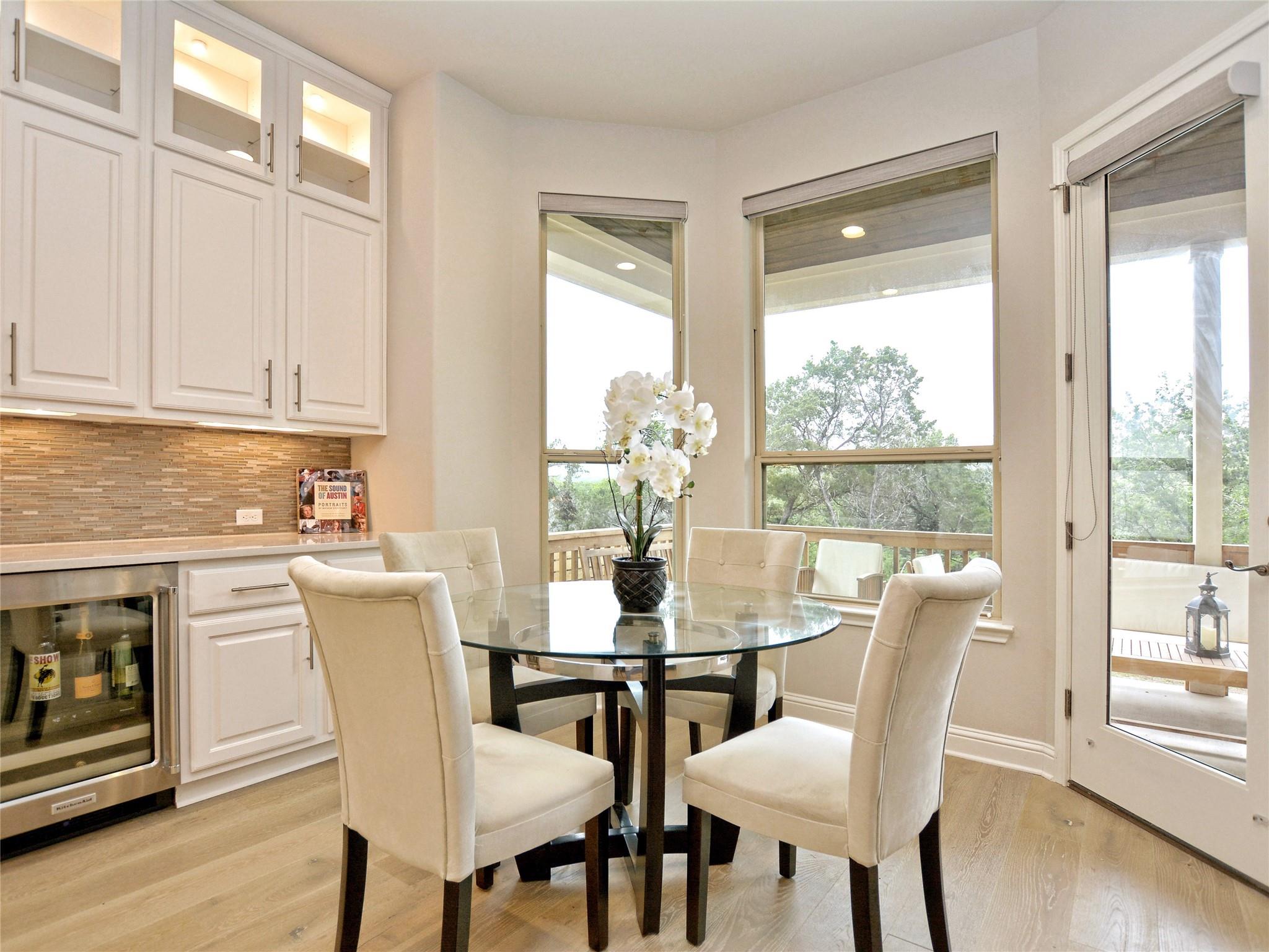 11000 Cut Plains Loop Property Photo 9
