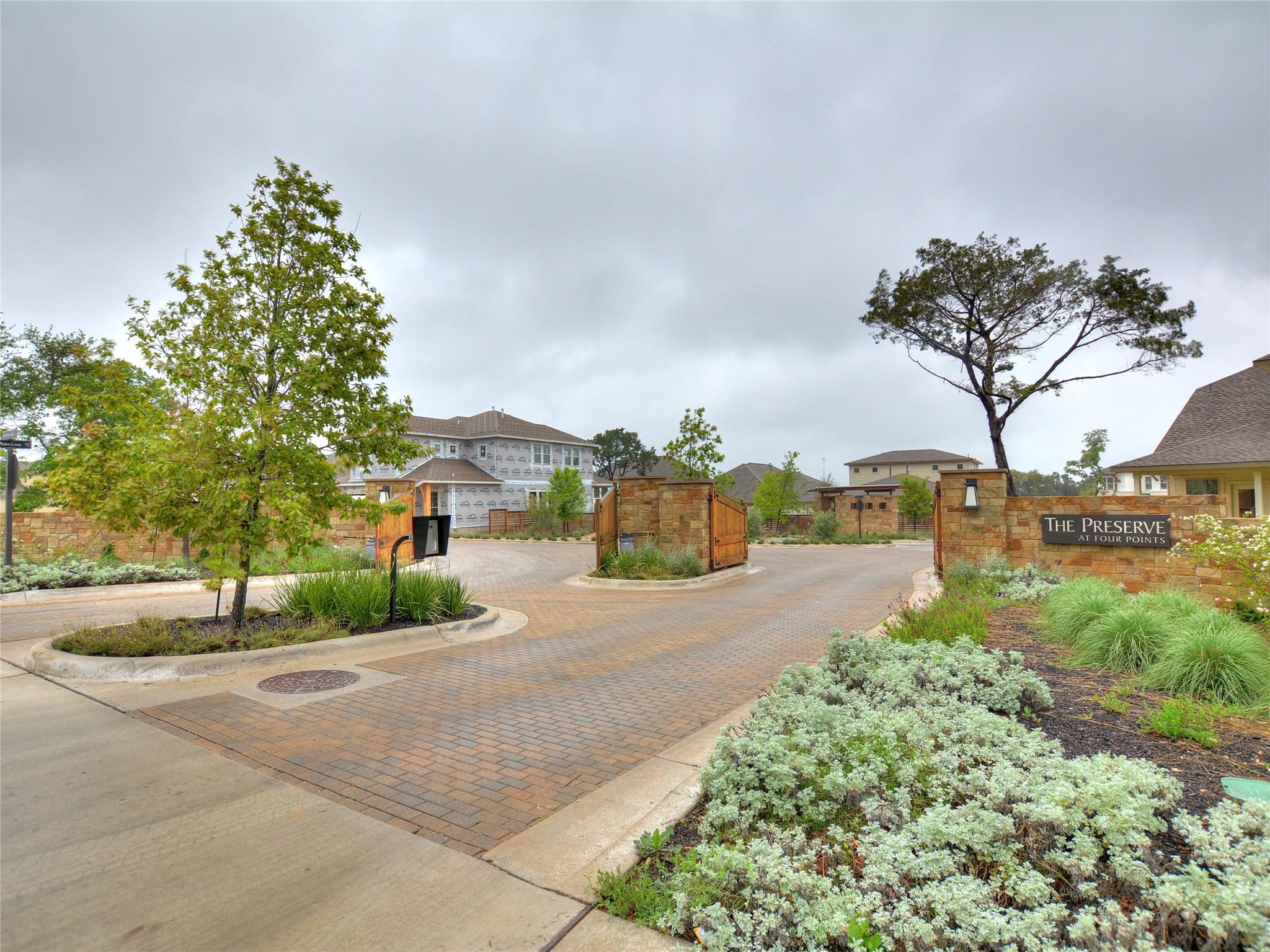 11000 Cut Plains Loop Property Photo 23