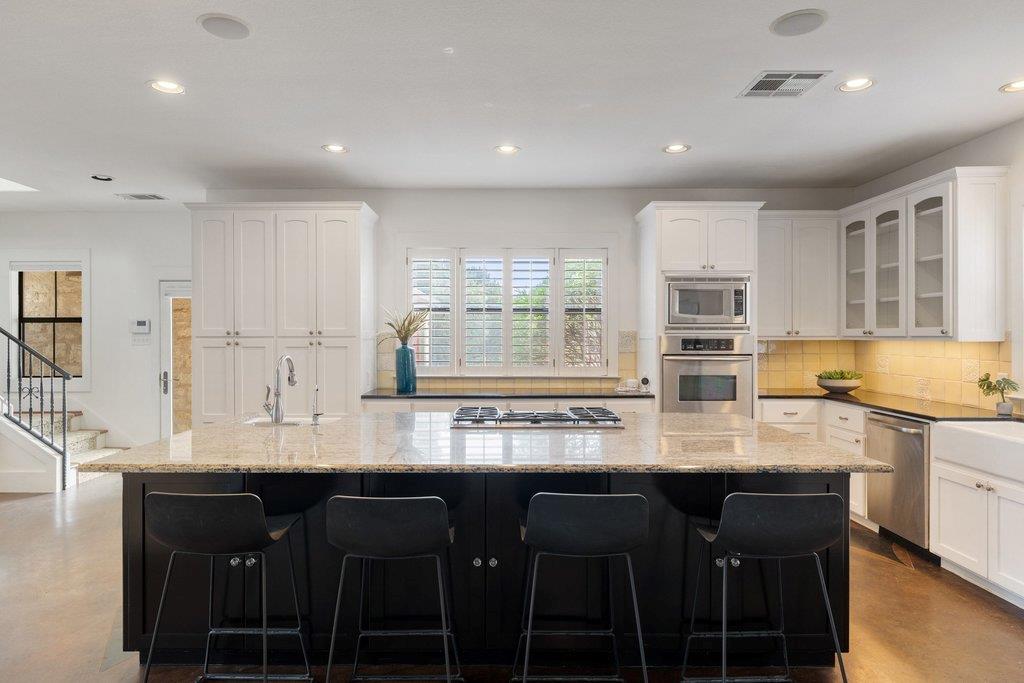 4401 Whirlwind Cv Property Photo 20