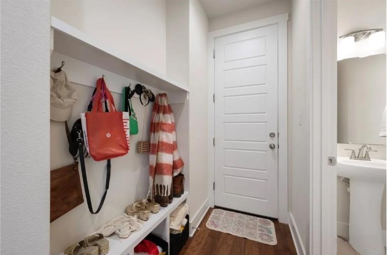 344 Pisa Ln Property Photo 22
