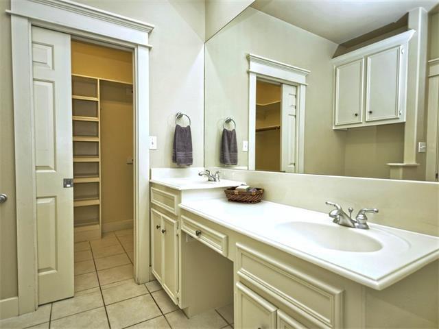 3701 Robinson Ave Property Photo 8