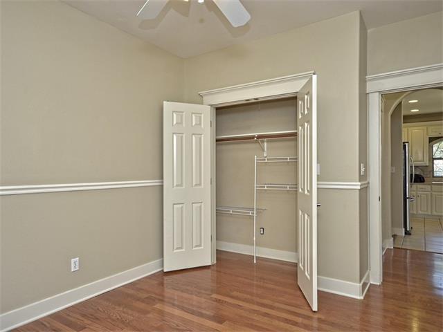 3701 Robinson Ave Property Photo 10
