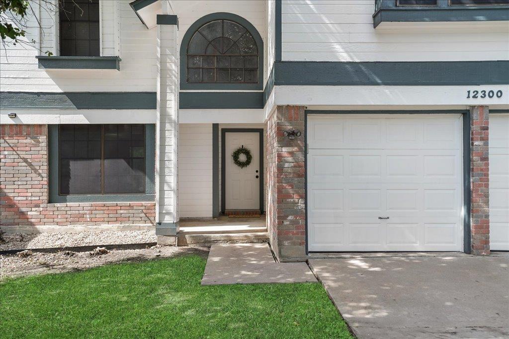 12300 Farnish Cv Property Photo 3