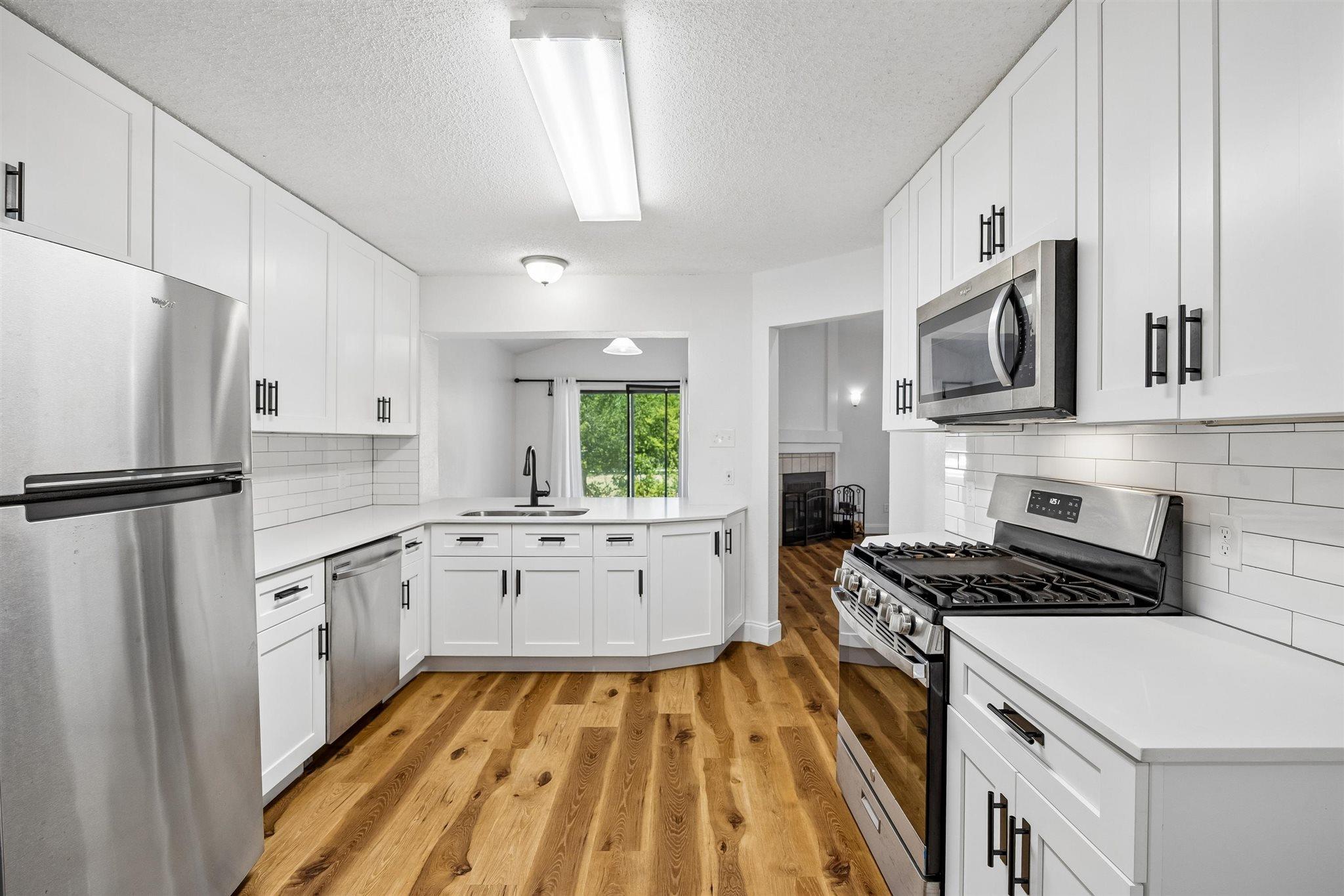 12300 Farnish Cv Property Photo 11