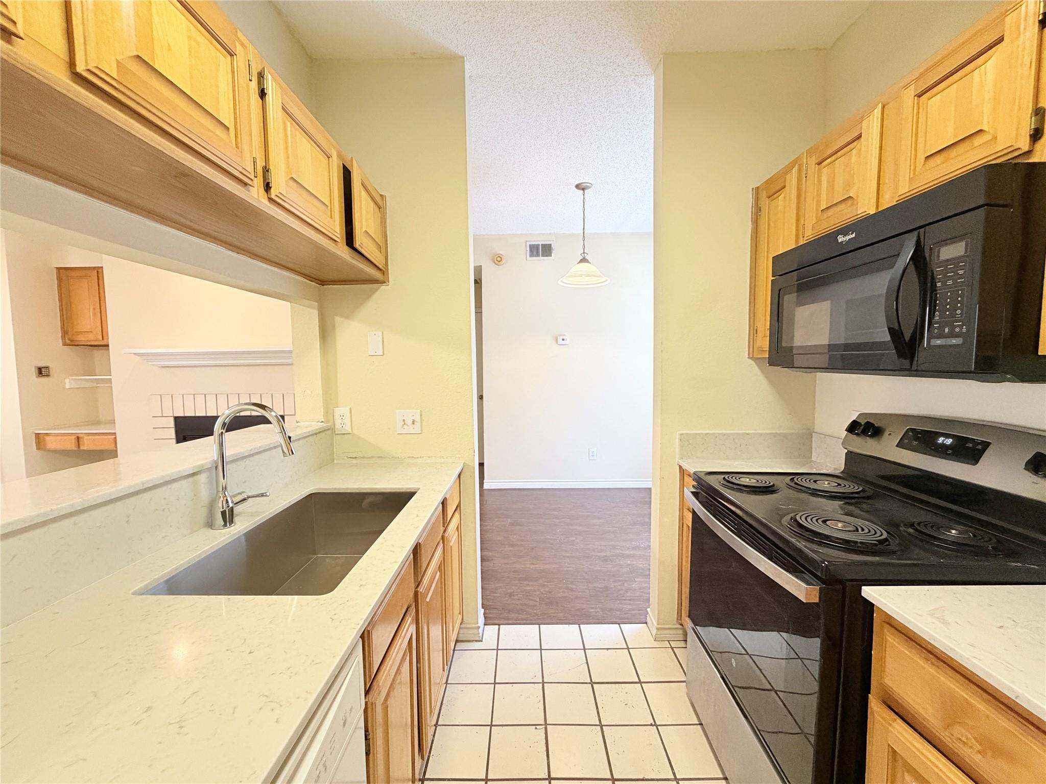 3001 Cedar St #114 Property Photo 12