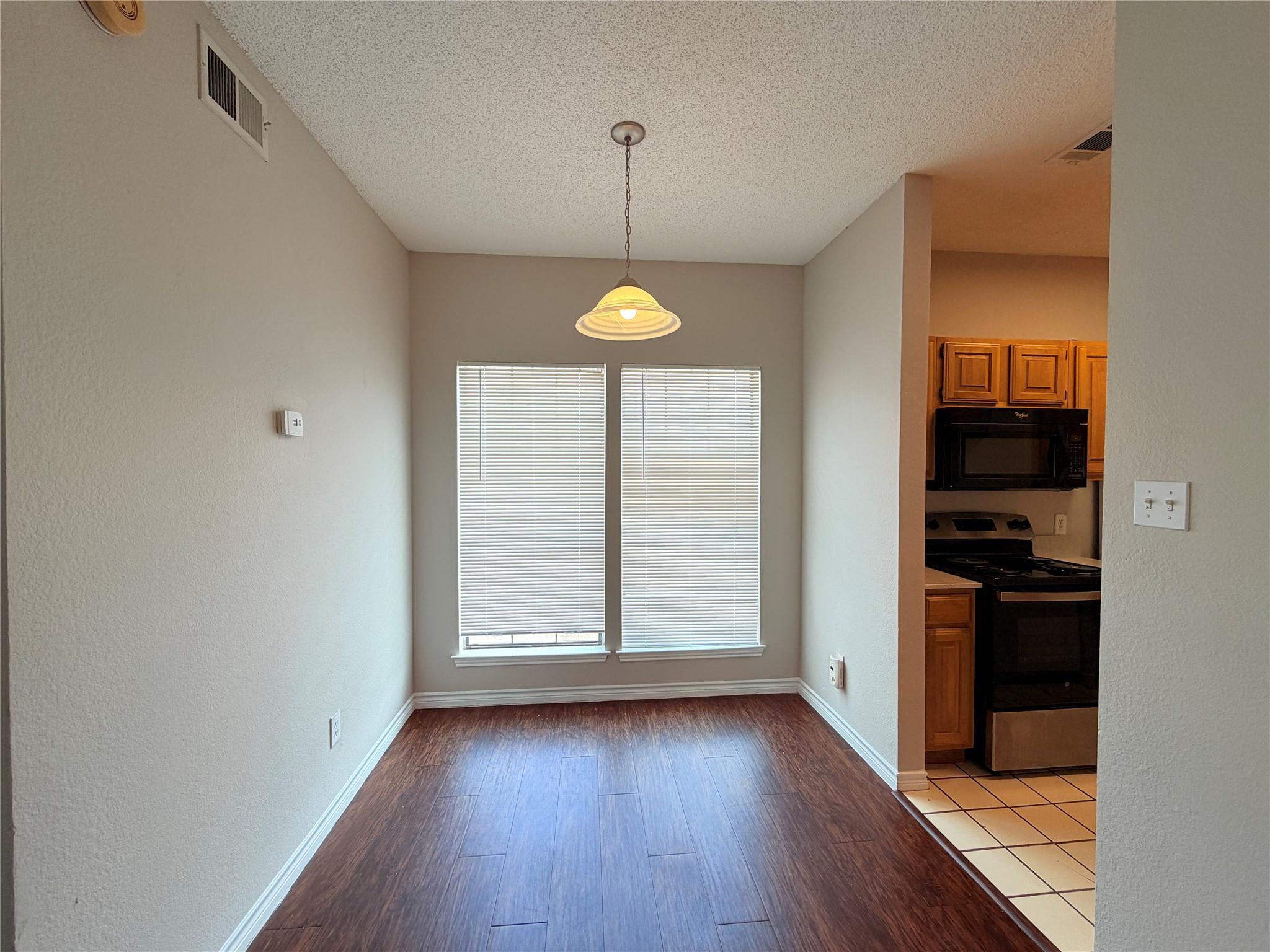 3001 Cedar St #114 Property Photo 17