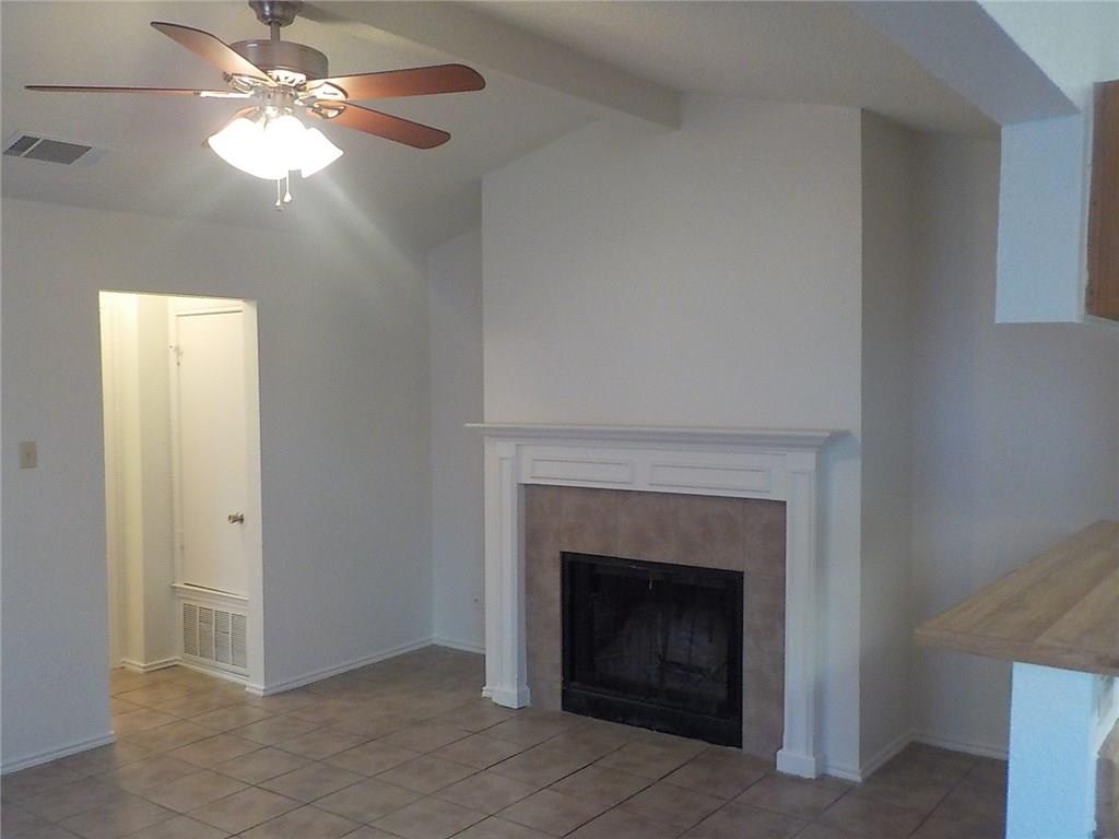 523 Cutty Trl #a Property Photo 3