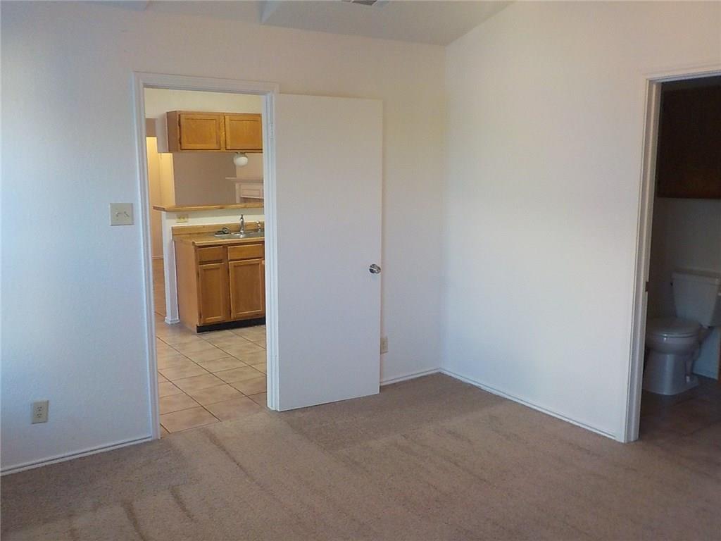 523 Cutty Trl #a Property Photo 7