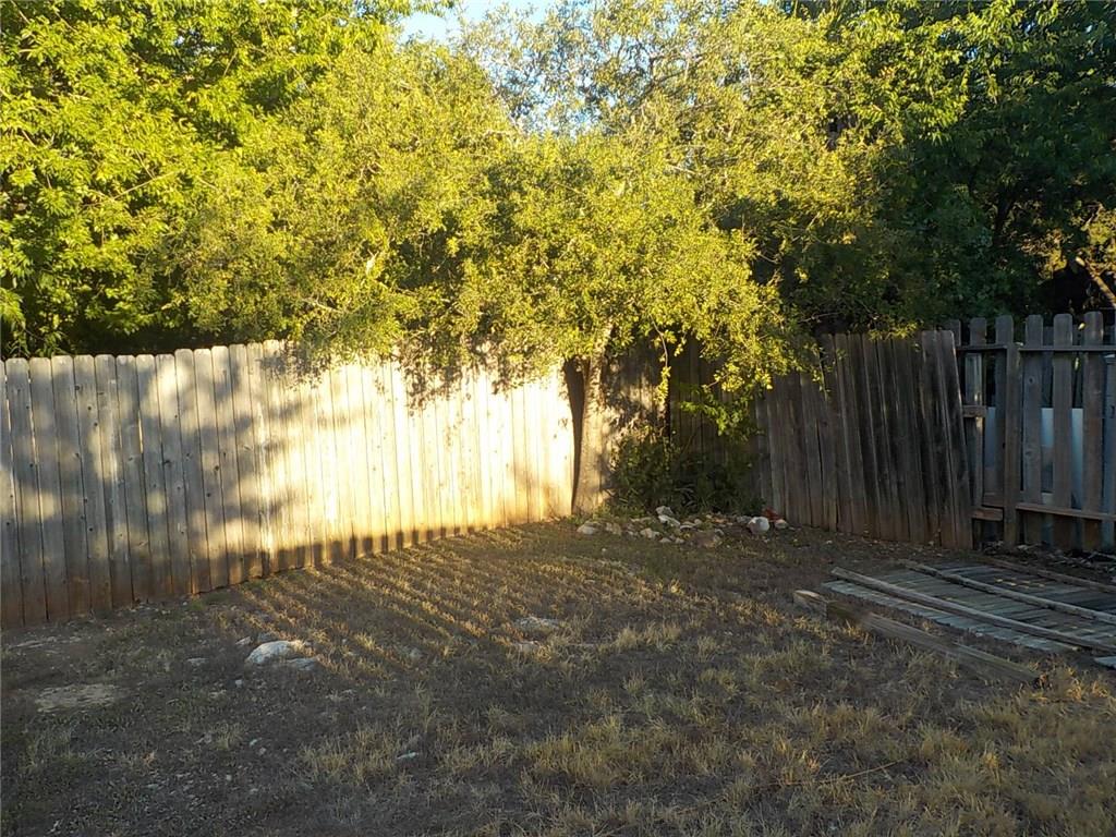 523 Cutty Trl #a Property Photo 12