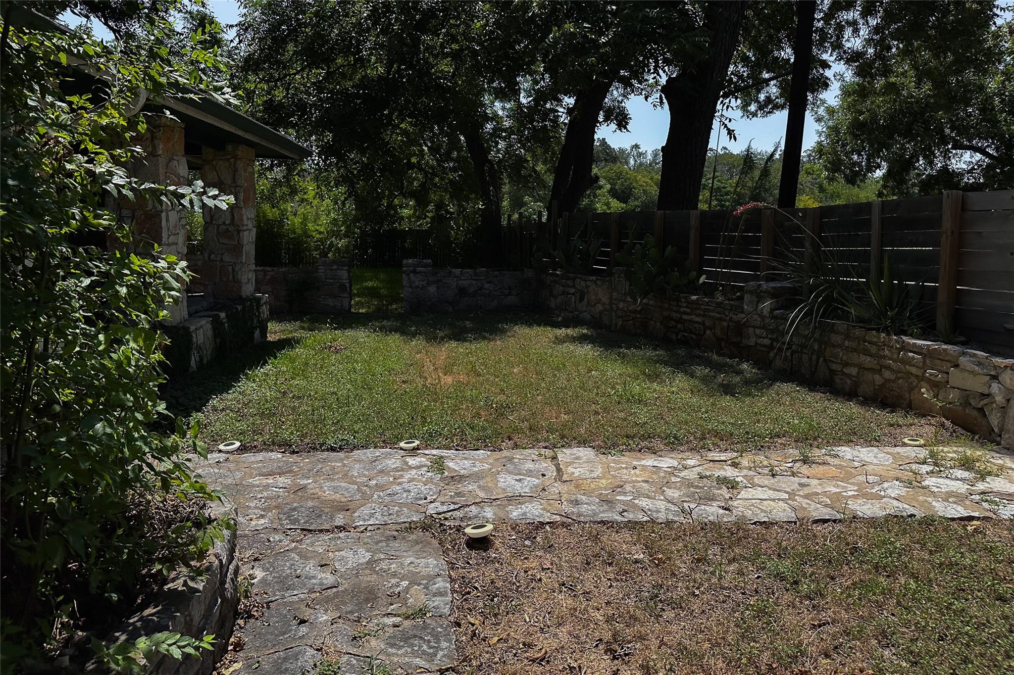 8815 Georgian Dr #b Property Photo 26