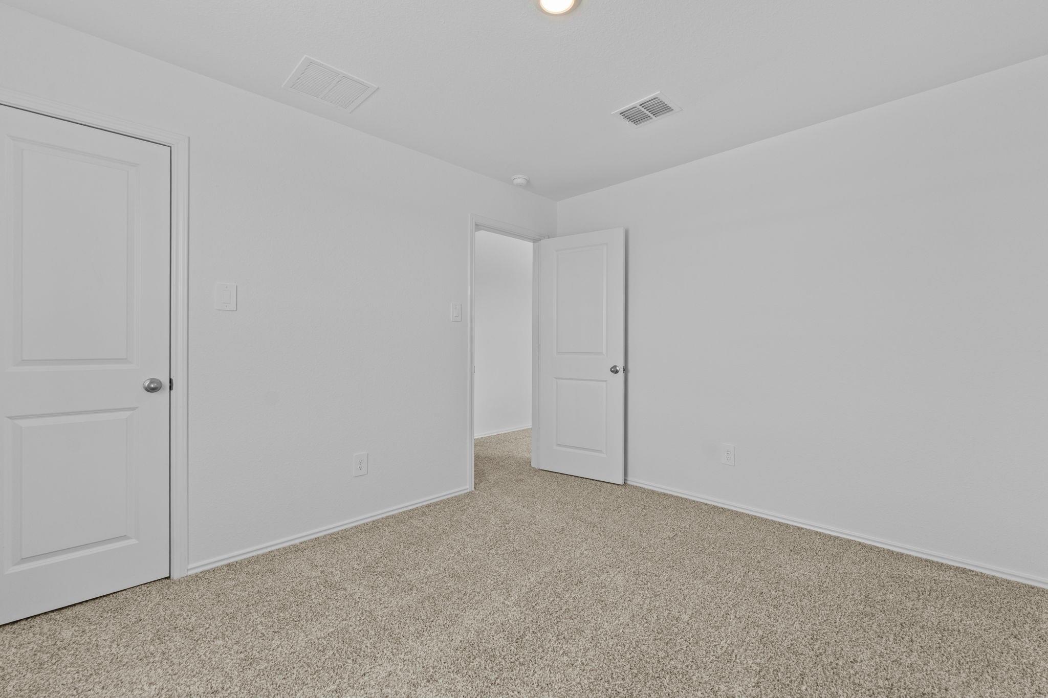 175 Arnold Loop Property Photo 13