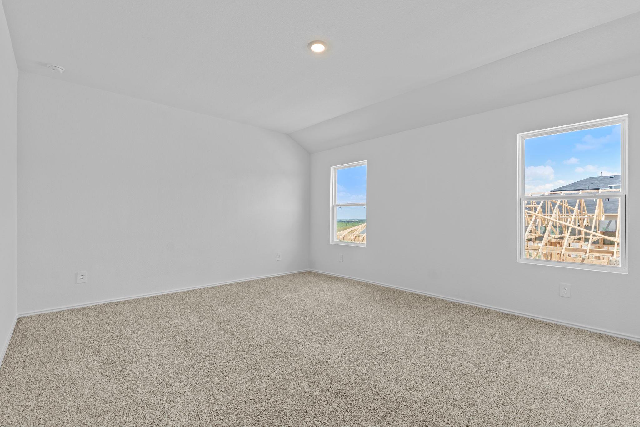 175 Arnold Loop Property Photo 16