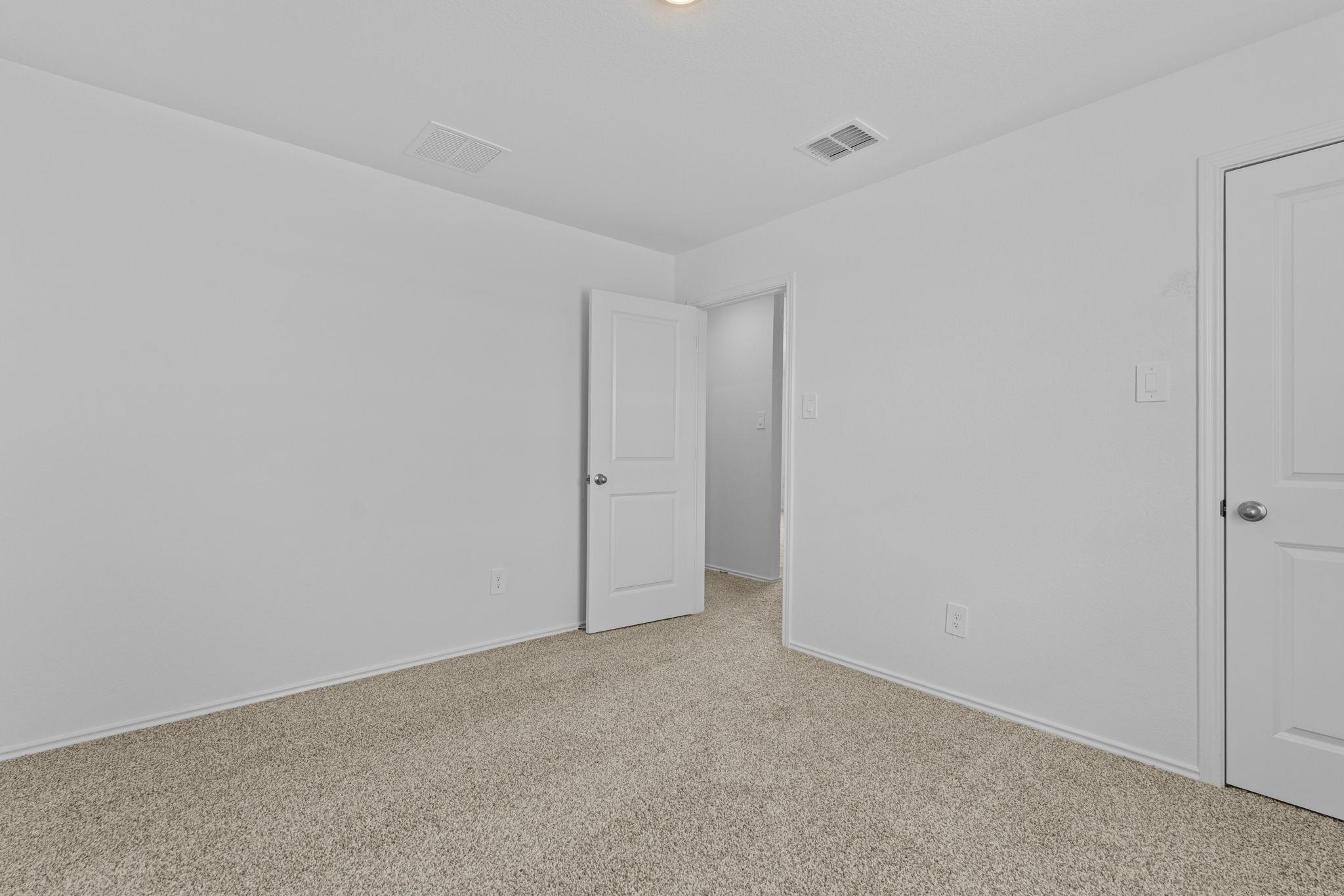 175 Arnold Loop Property Photo 22