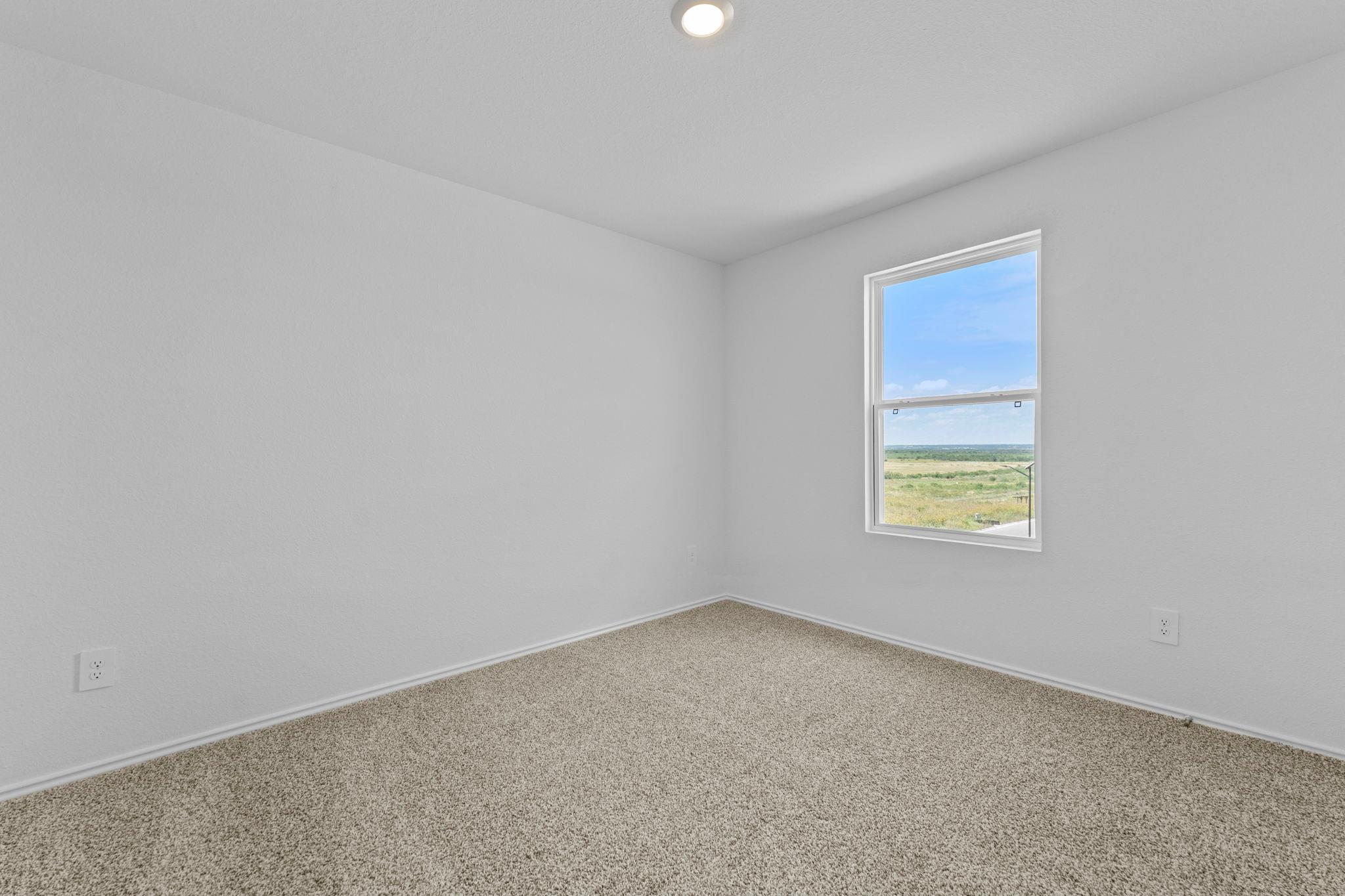 175 Arnold Loop Property Photo 31