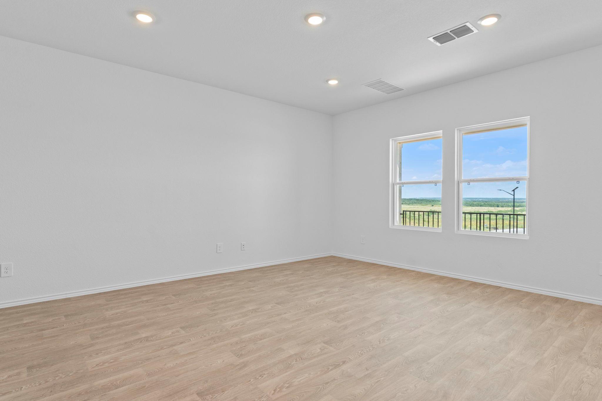 175 Arnold Loop Property Photo 36